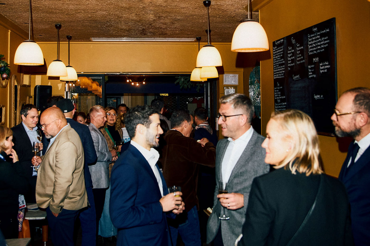 DH24 ILTM Cannes Get Together Travelpro 05