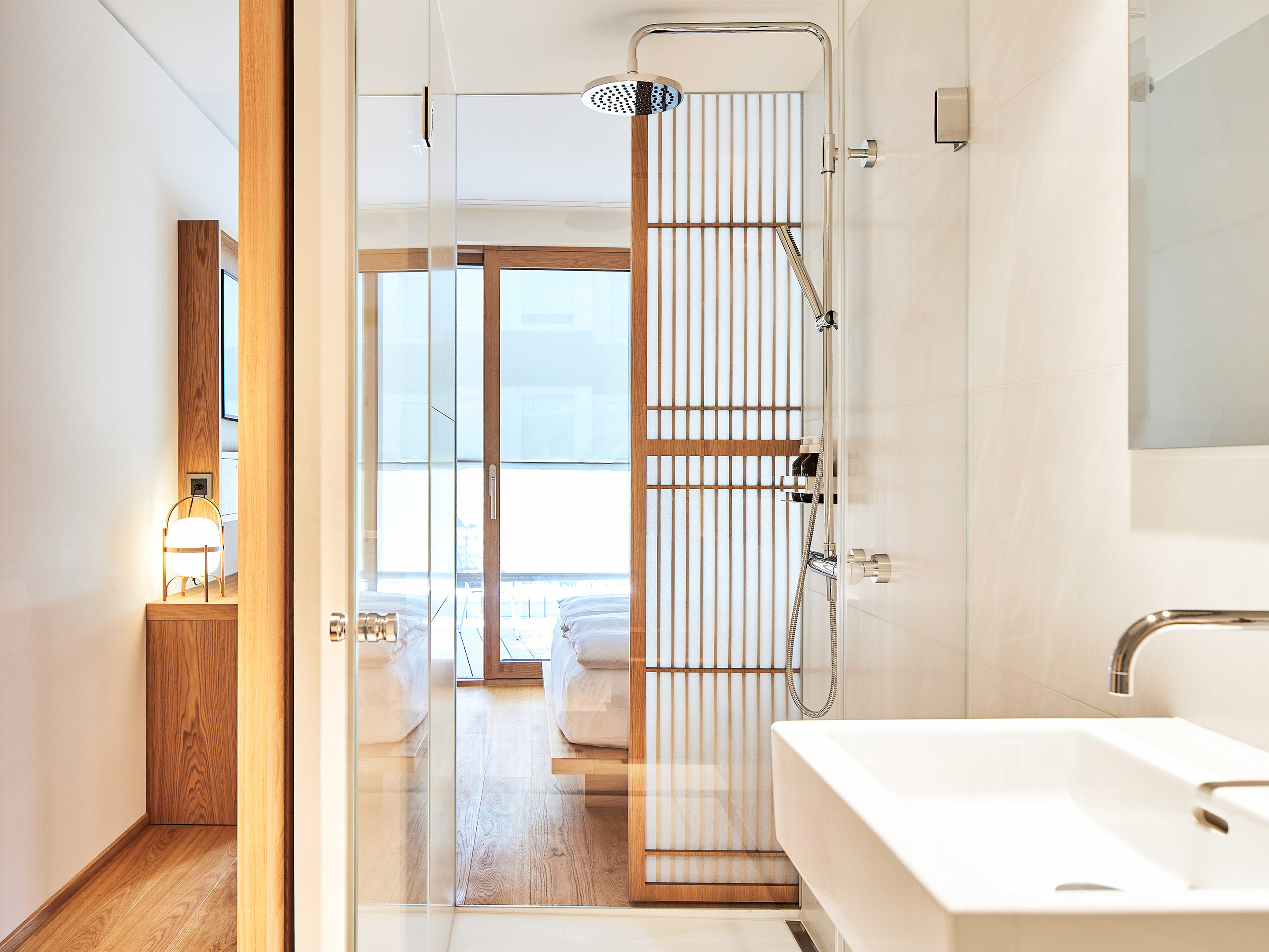 Art House Basel Upper Queen Room With Terrace R 03