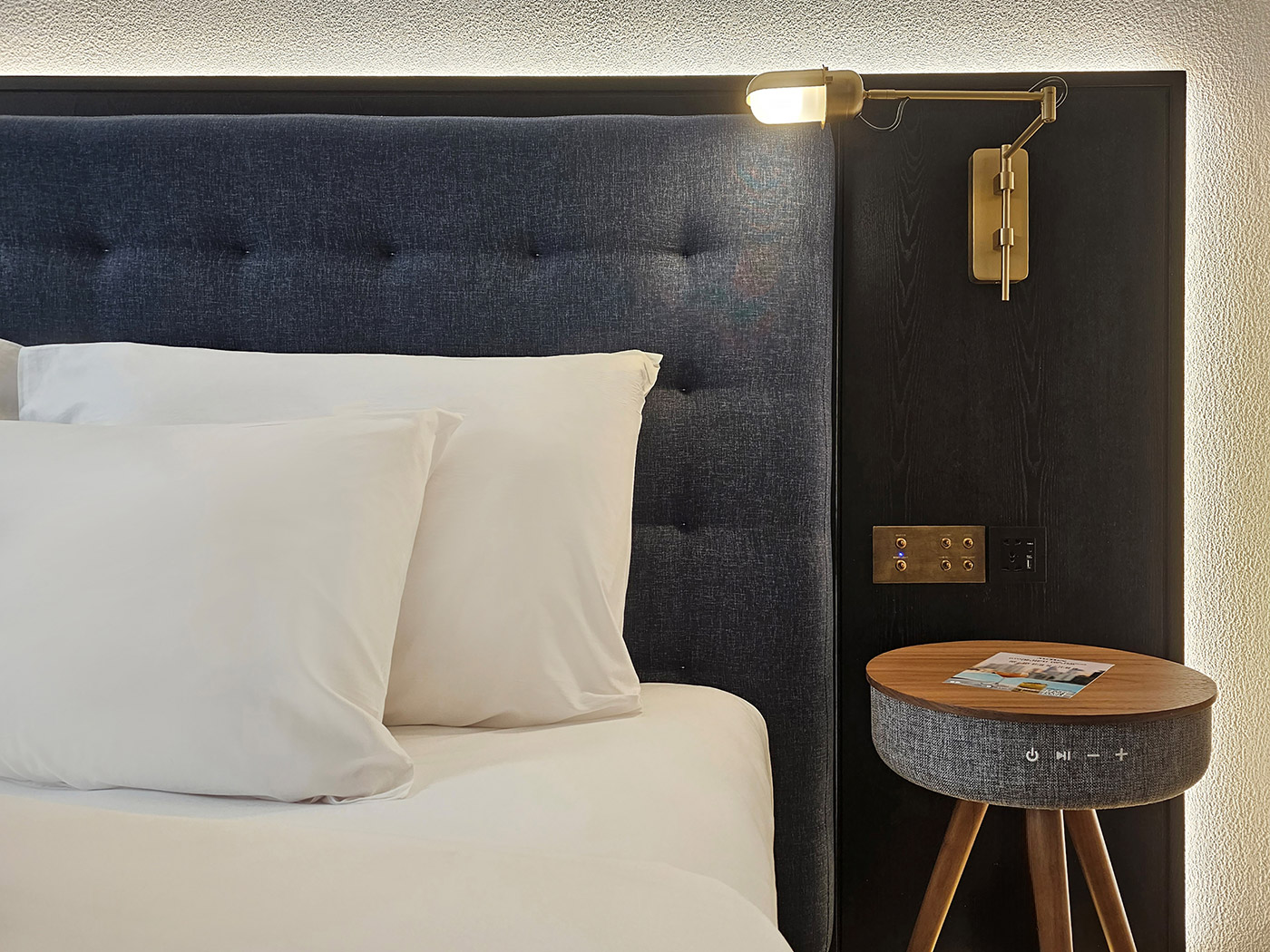 Public House Bangkok Uptown King R V2 02