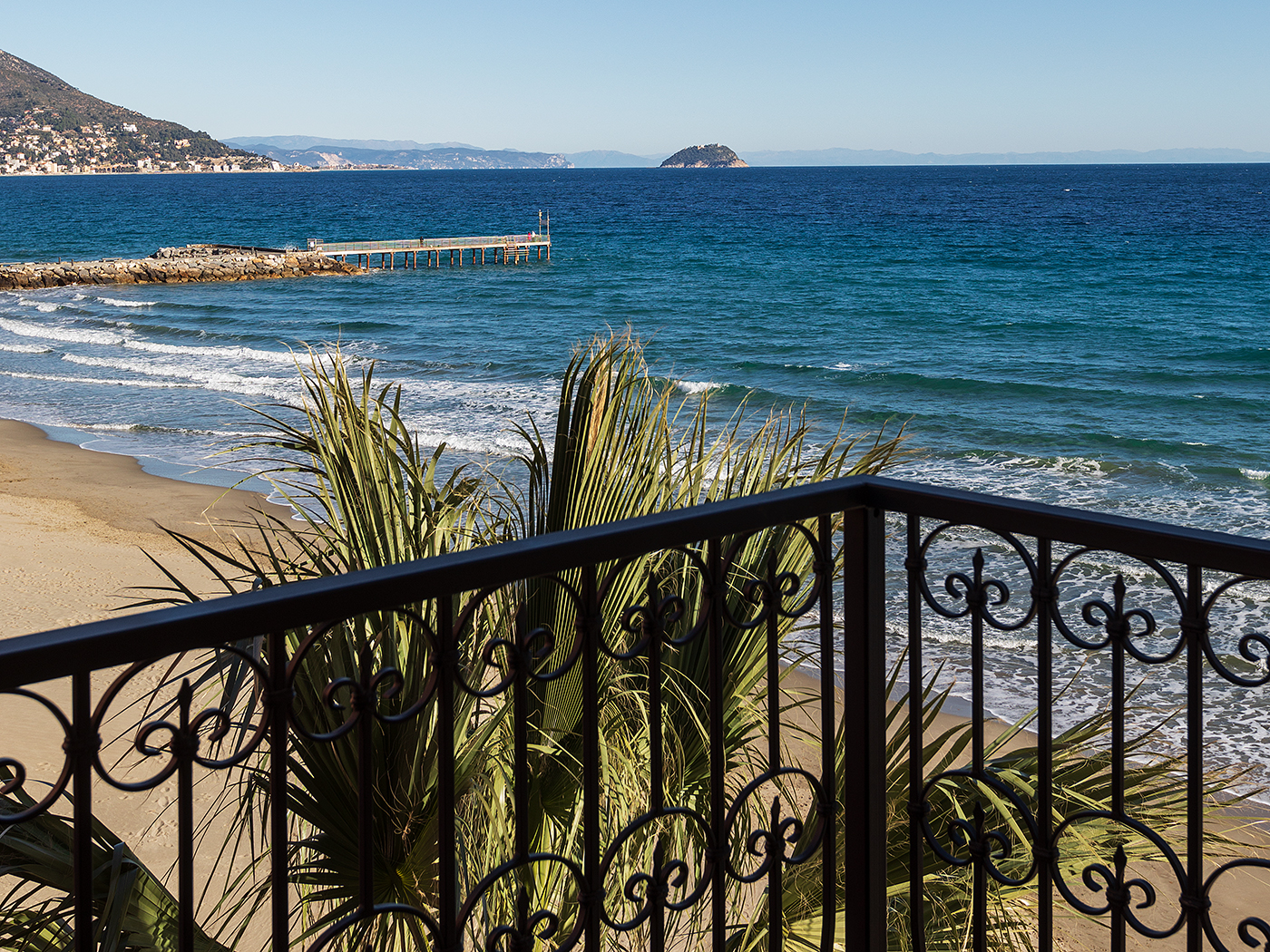 Hotel Windsor Superior Room V2 R 04