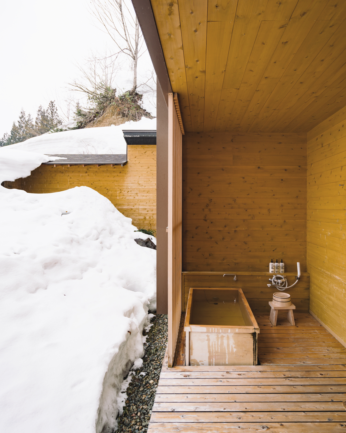 011 Satoyama Jujo Spa Pool Terrace