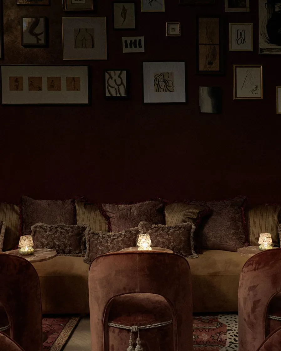 01 Sneak Peak Granger Hotel