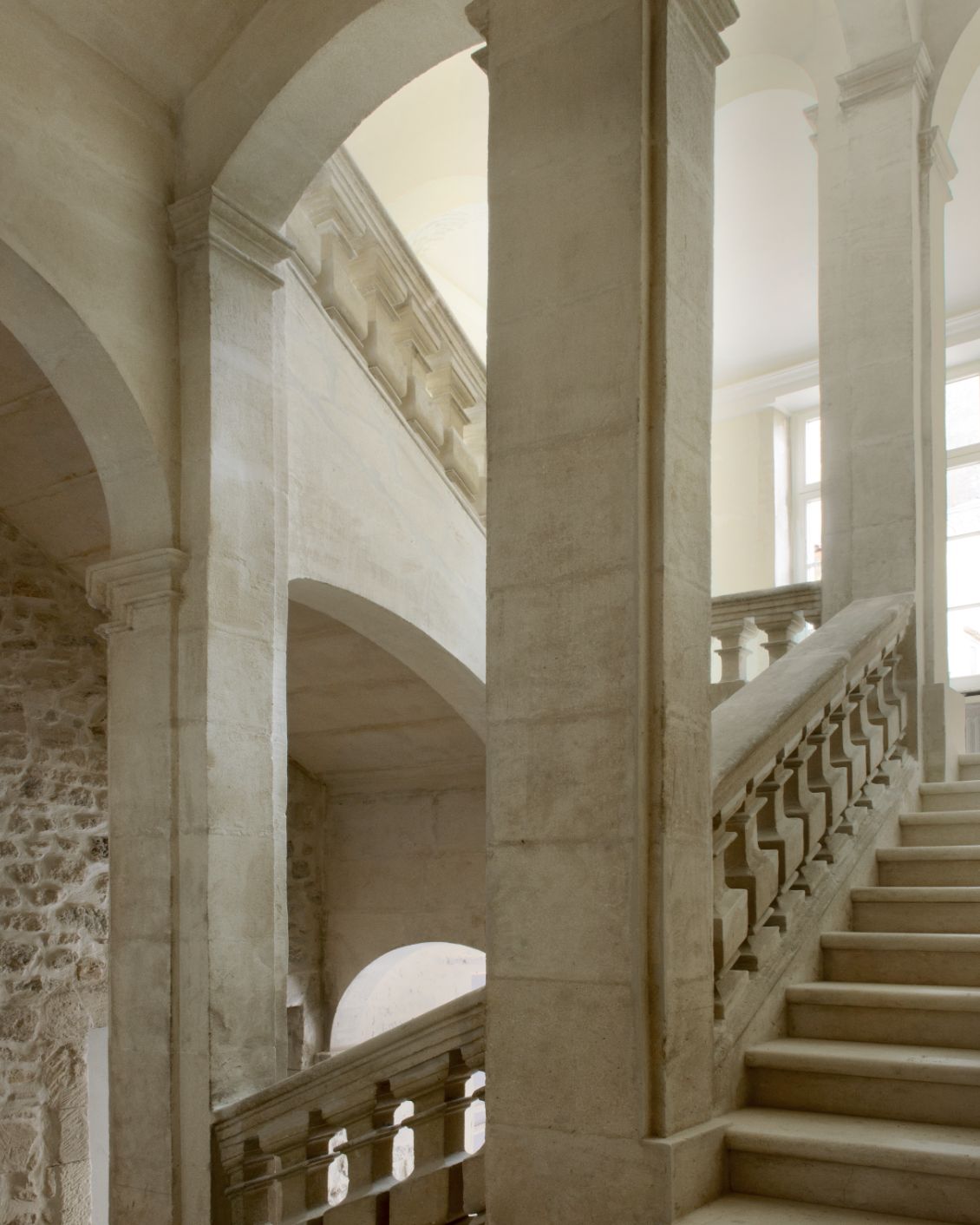 08 DH Flower Hot Spots In Spring France Hotel De Tourrel