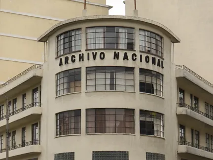 005 BP Quito 20Th Architecture