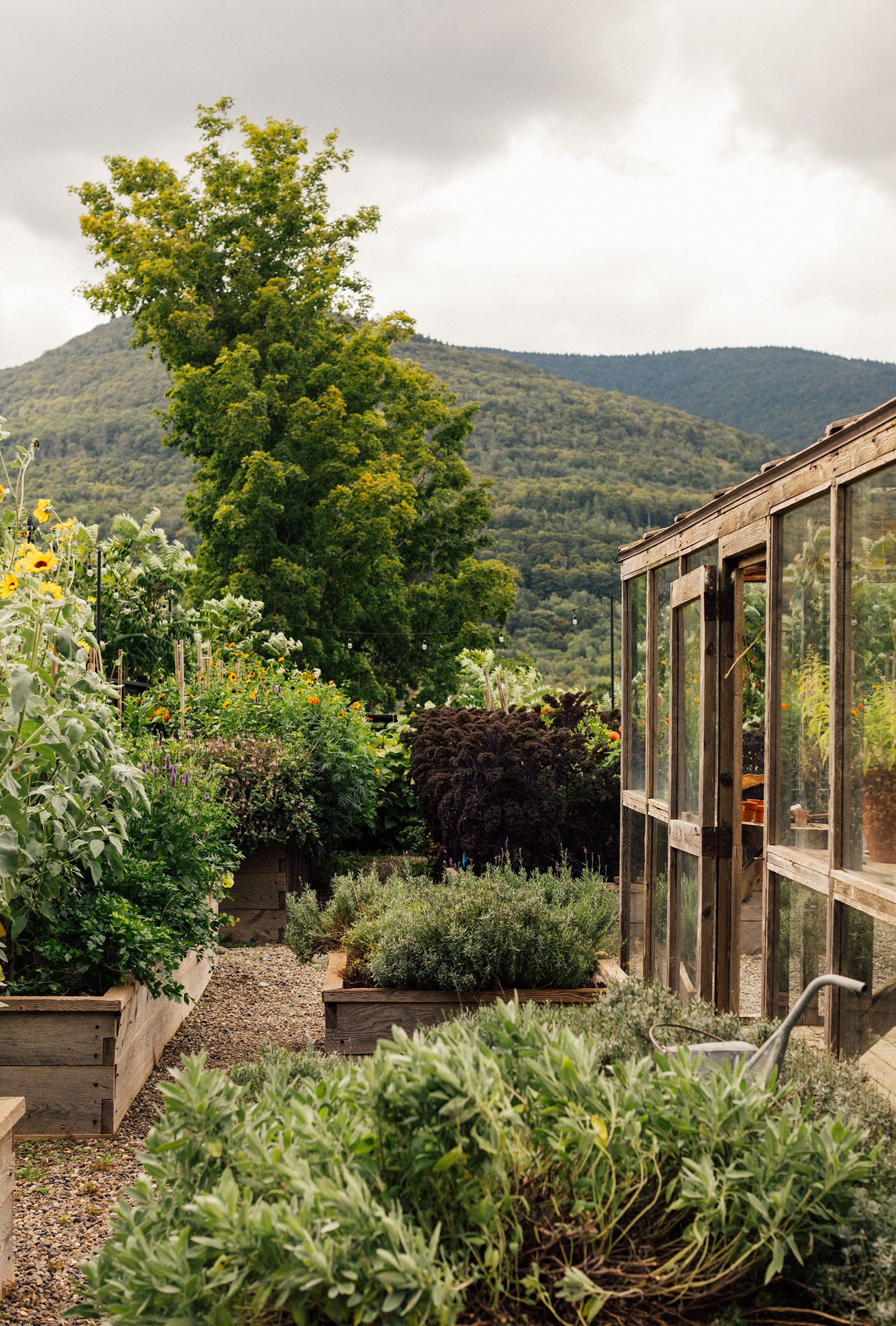 G 37 Scribners Catskill Lodge