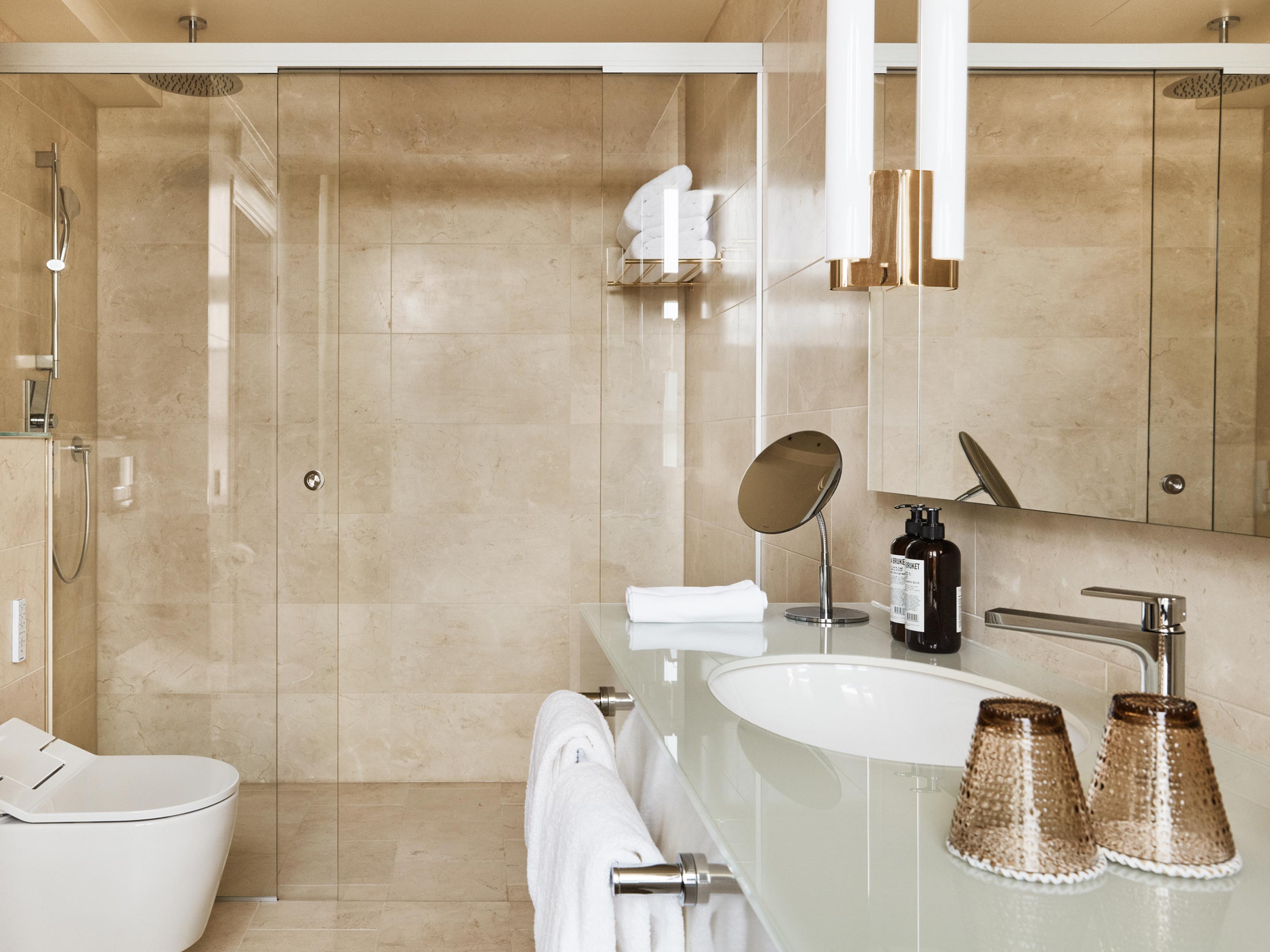 Hotel St George Bathroom in Helsinki