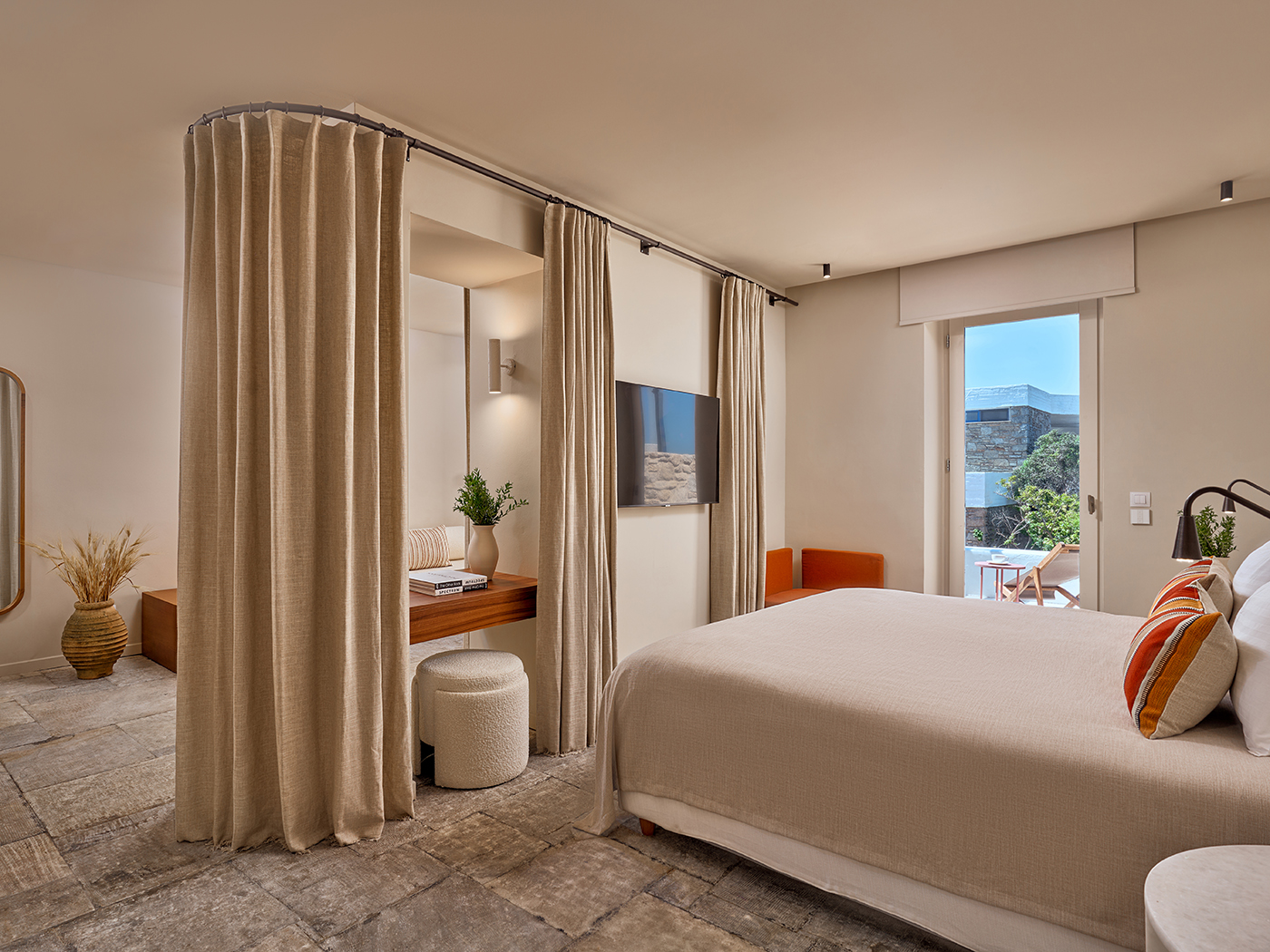 Mykonos Theoxenia Deluxe Suite Garden View V4 R 01