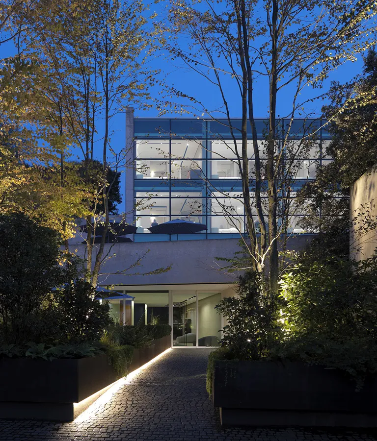 C Hotel And Spa Exterior Facade Entrance View By Night K 01 X2