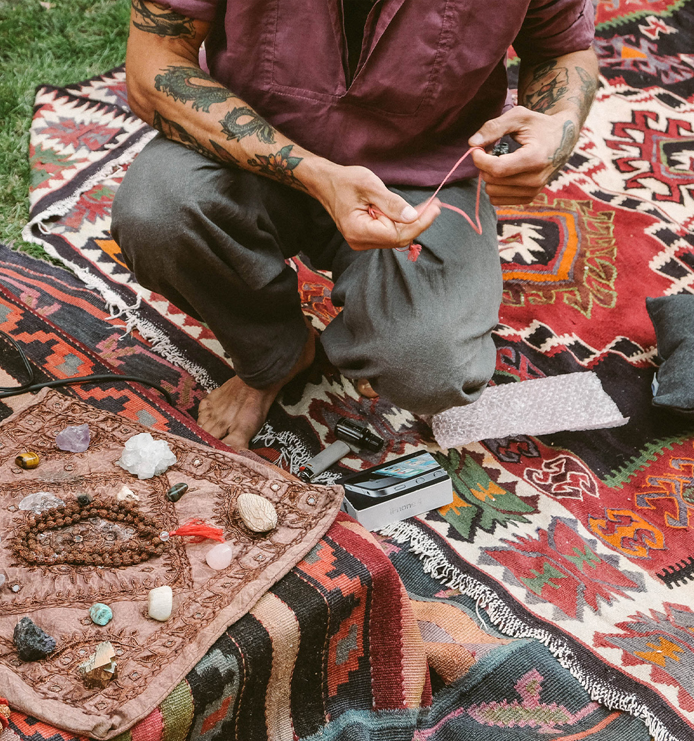 5Dfb9605d19f9605d759a9db 03 Further Kazbegi Sascha Right