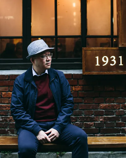 002 John Chen