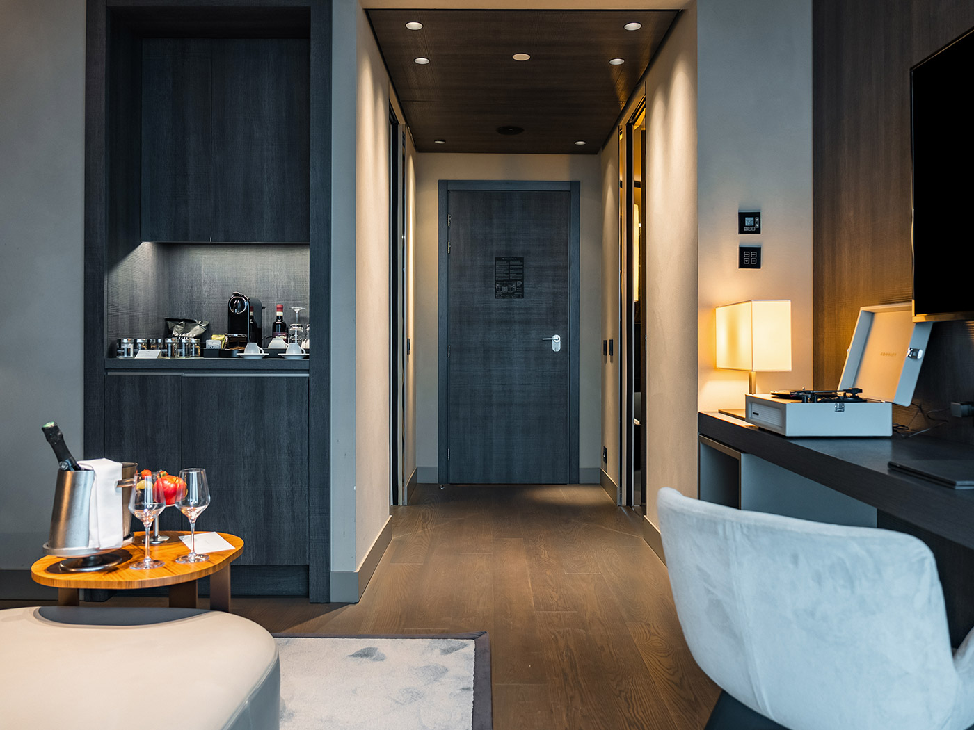 Hotel Viu Milan Balcony Suite R 05