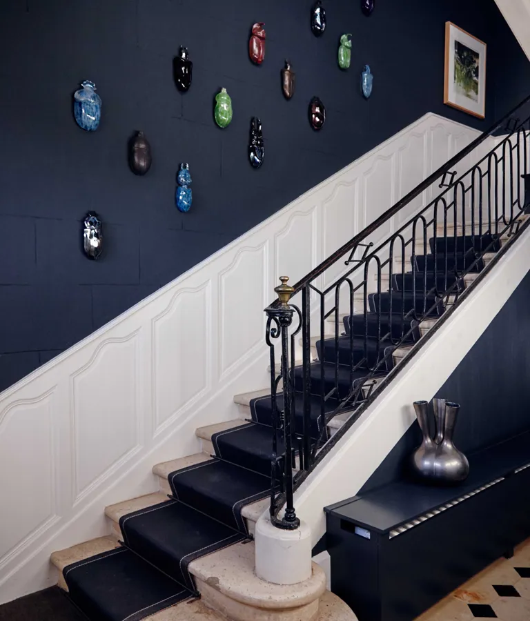 Chateau De La Resle Theme Box 2