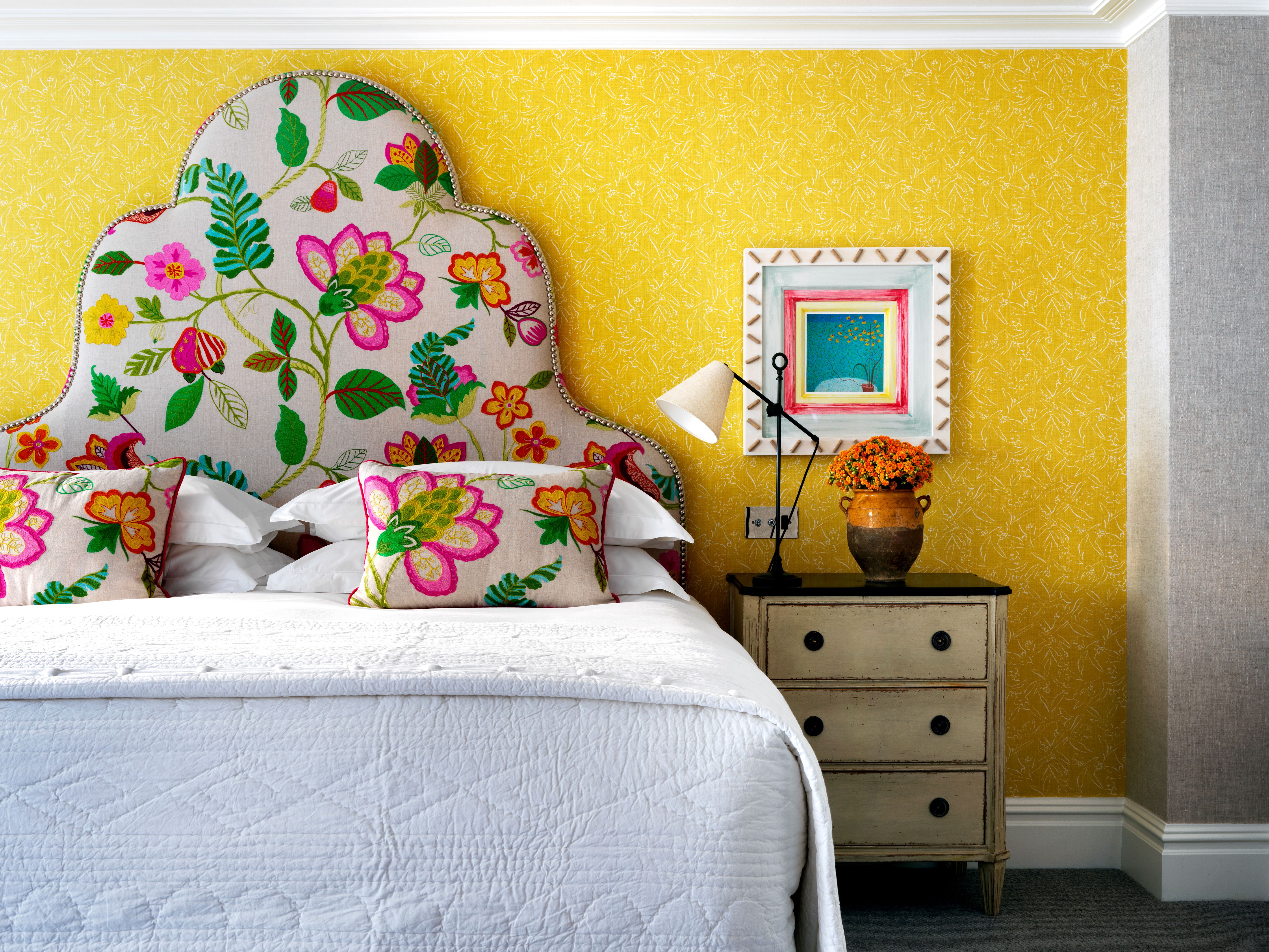 Knightsbridge Hotel Room in London