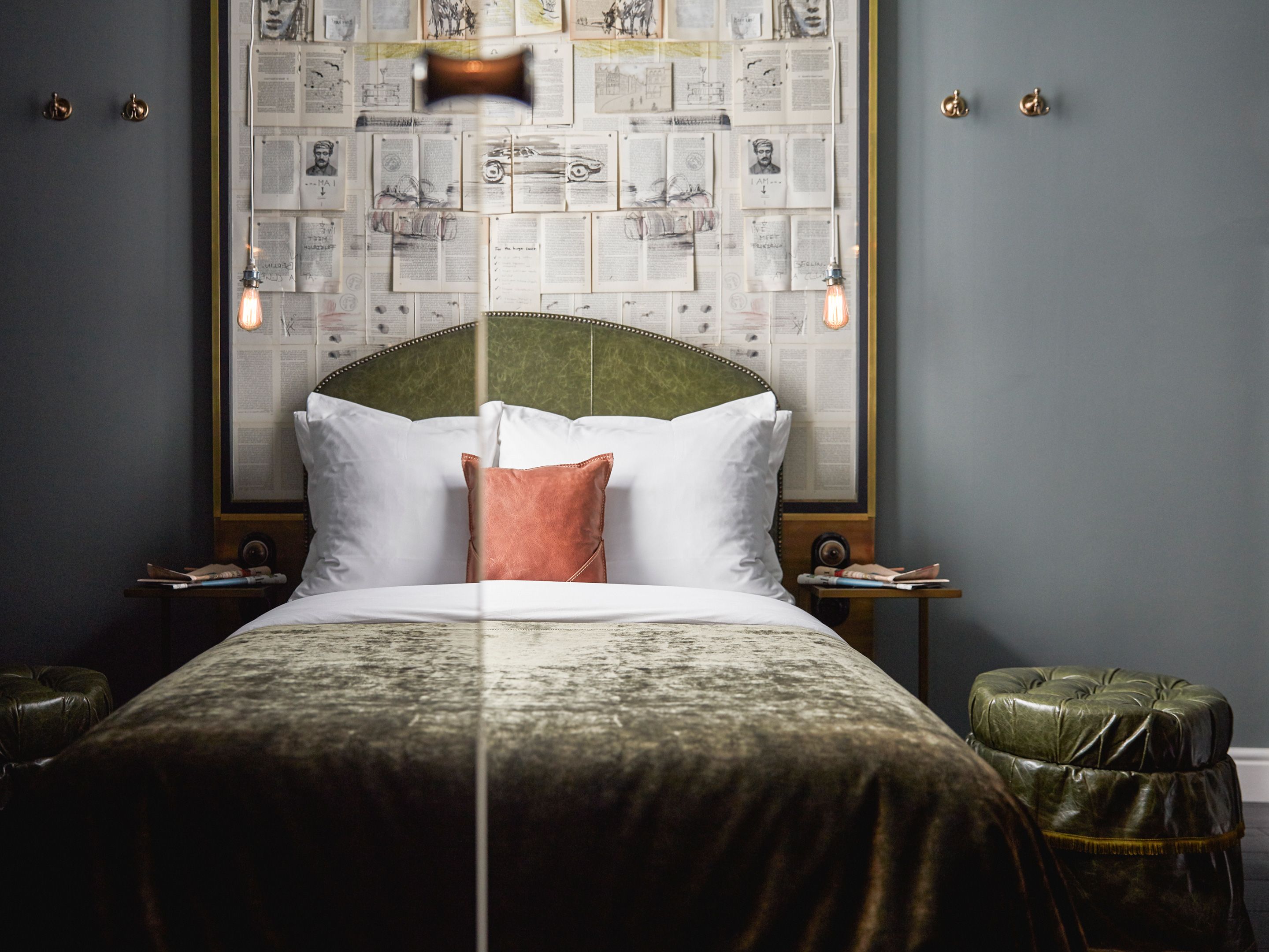 Sir Petit, Sir Savigny