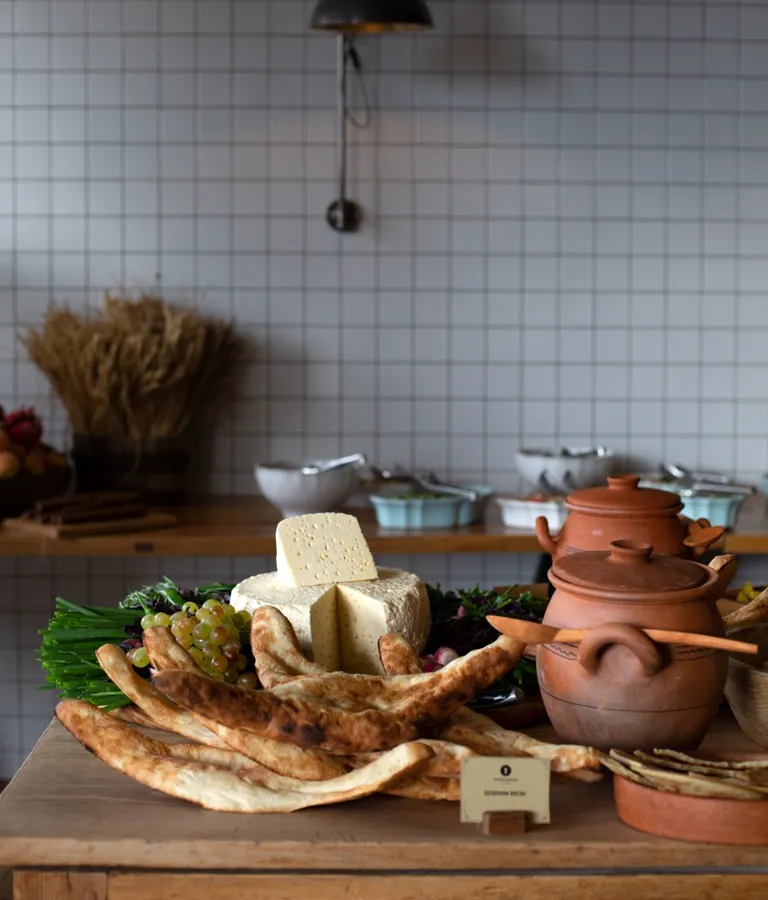 Rooms Hotel Kazbegi Theme Box 01 Food And Drink