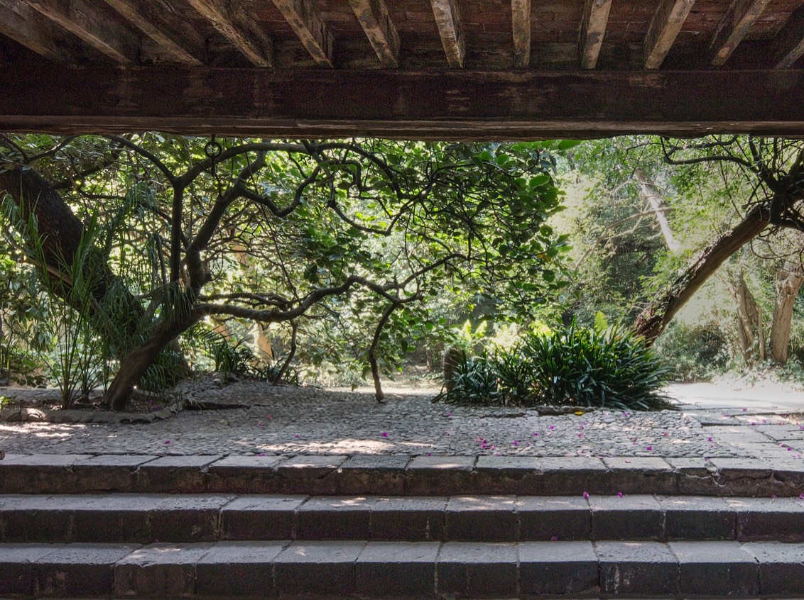 008 Louis Barragan Jardin Ortega 1 Adlai Pulido