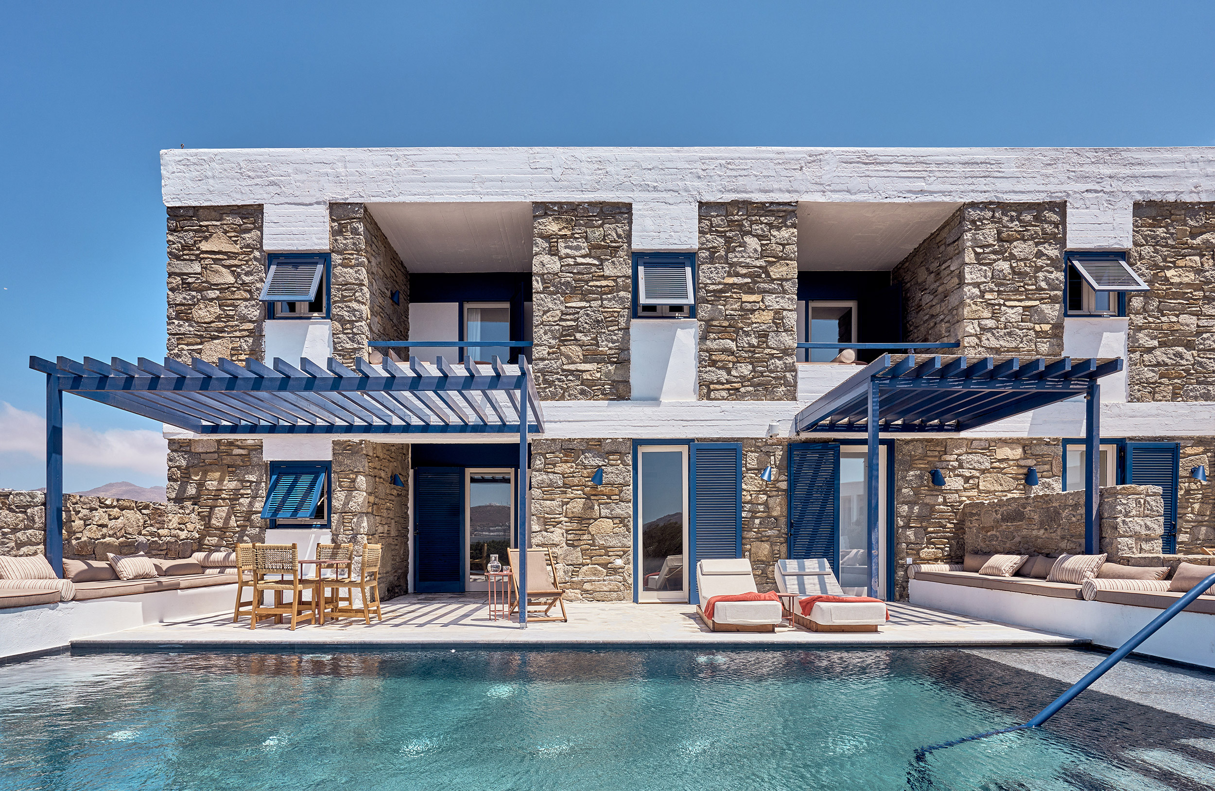 G 03 Mykonos Theoxenia