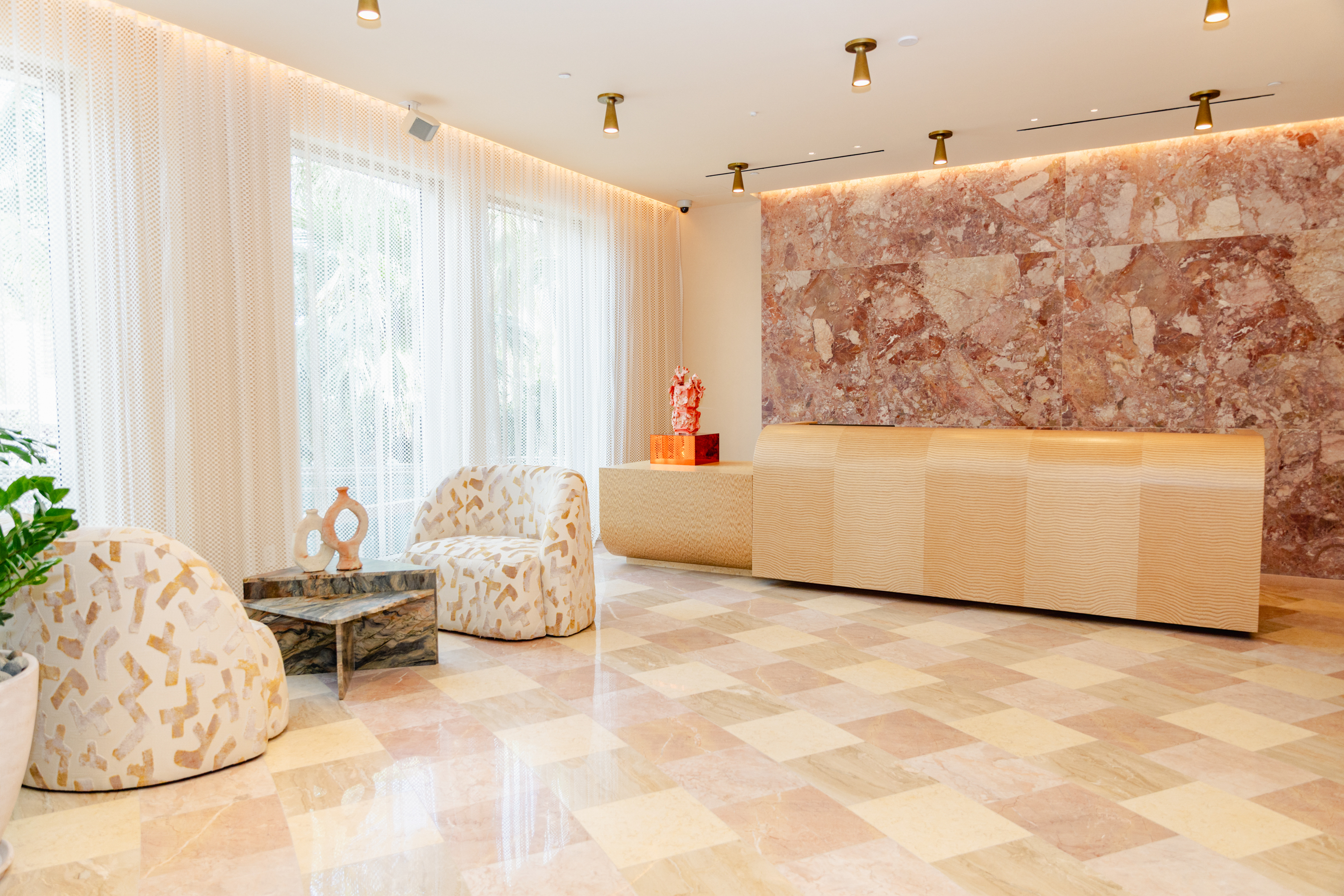 G 18 Shelborne By Proper