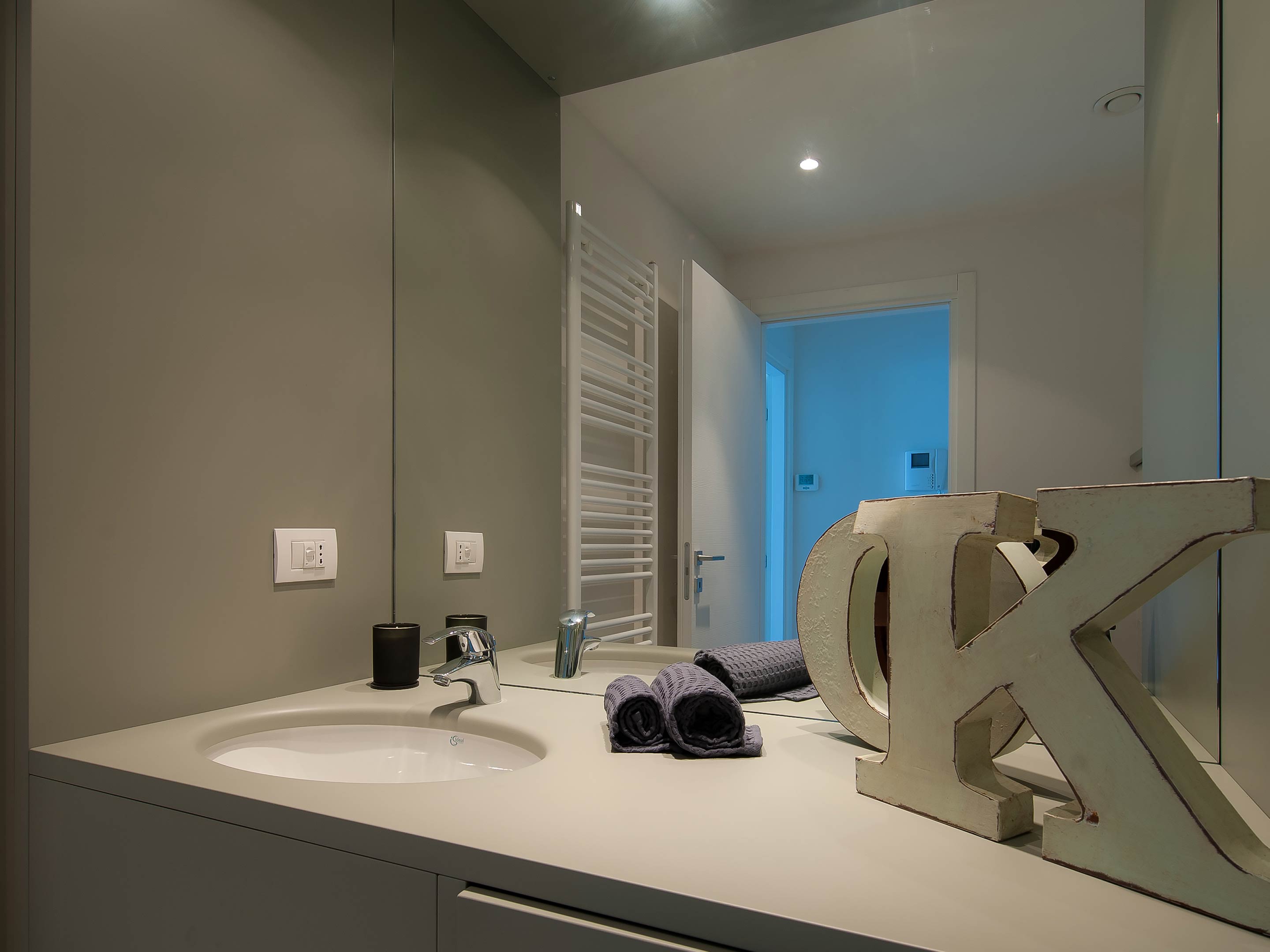 Two Bedroom Lakefront Apartment, Filario Hotel 