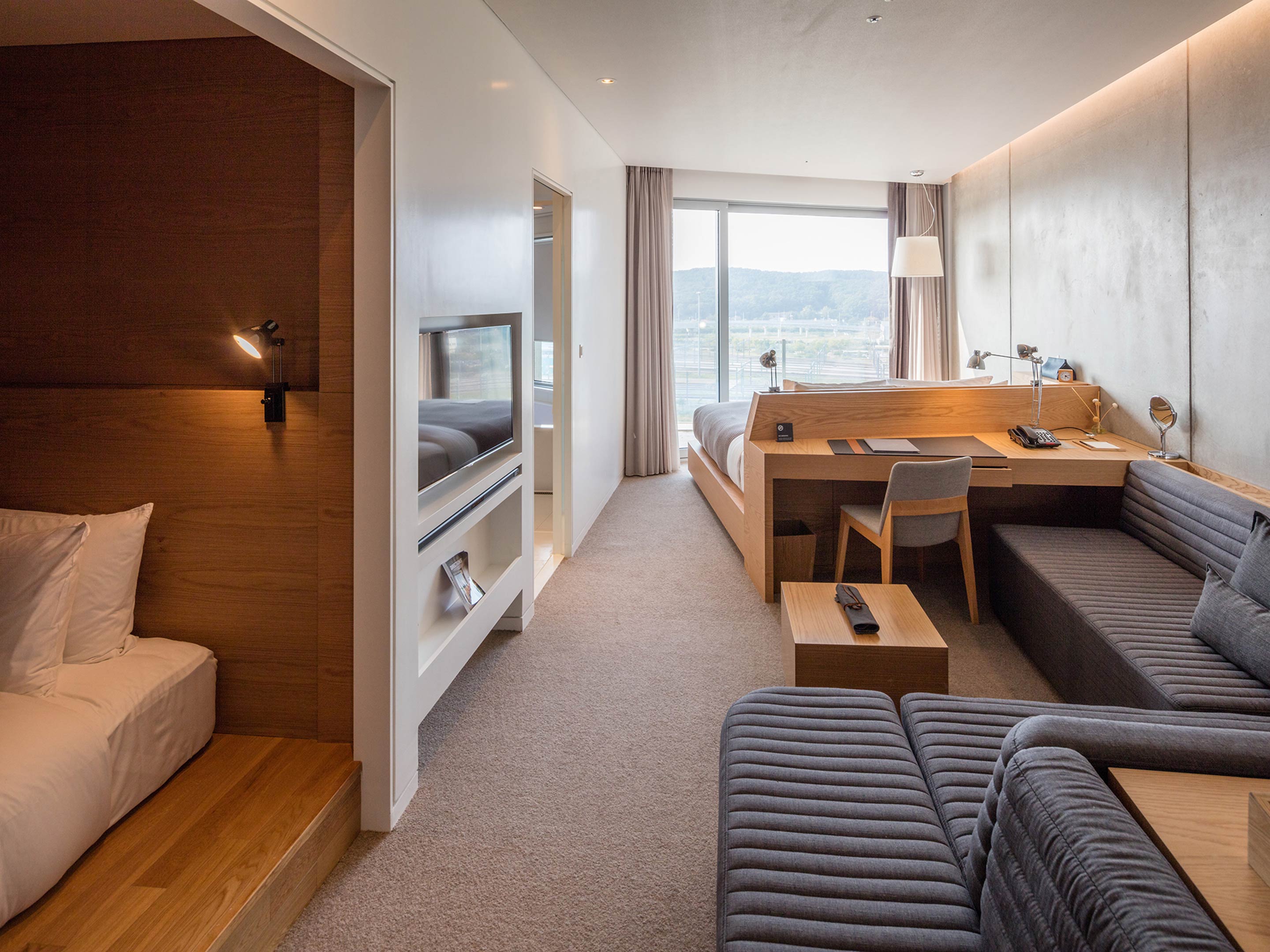 Deluxe Room Seaside or Mountain View, Nest Hotel