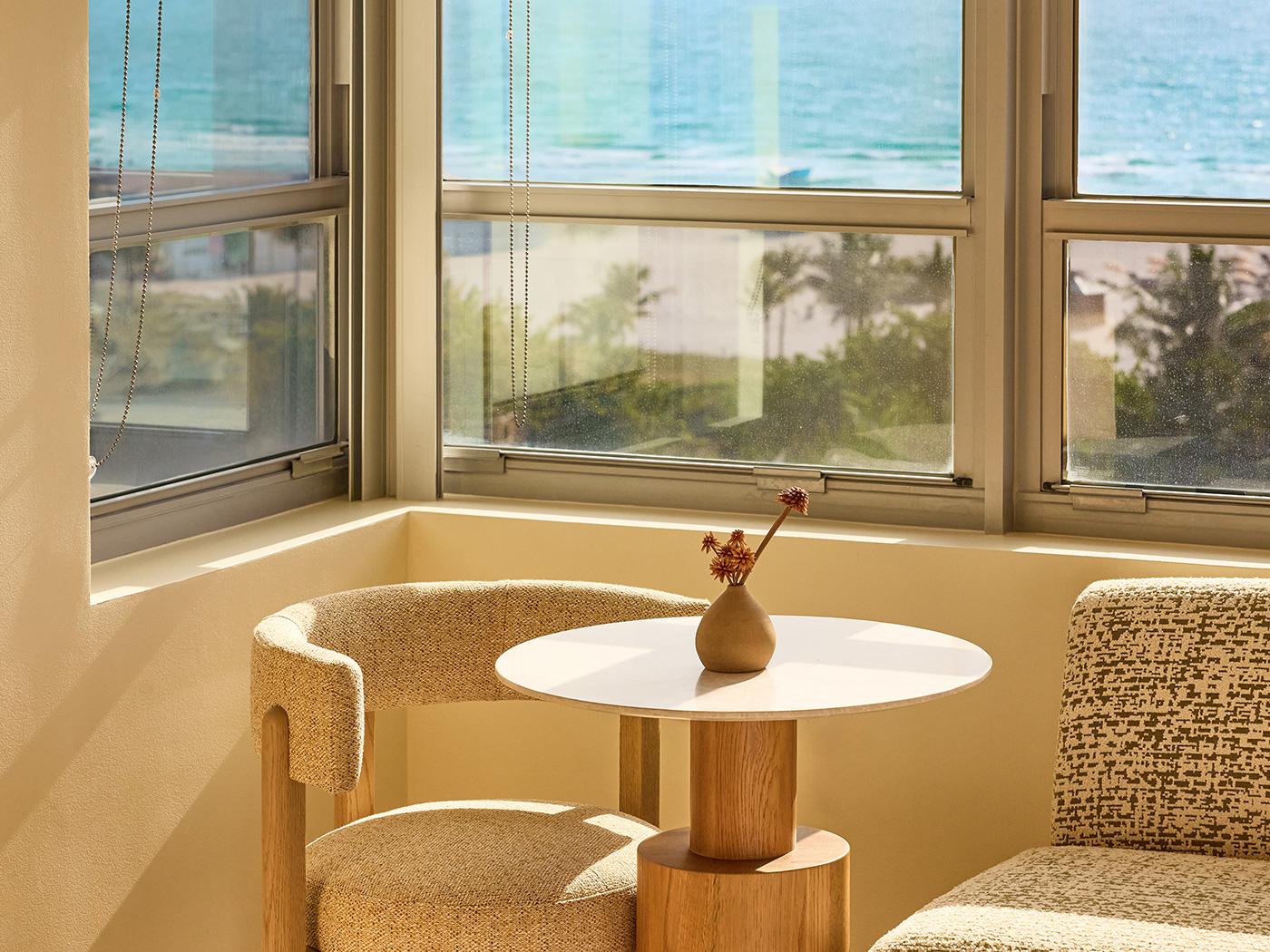 Shelborne By Proper Oceanfront King R V2 03