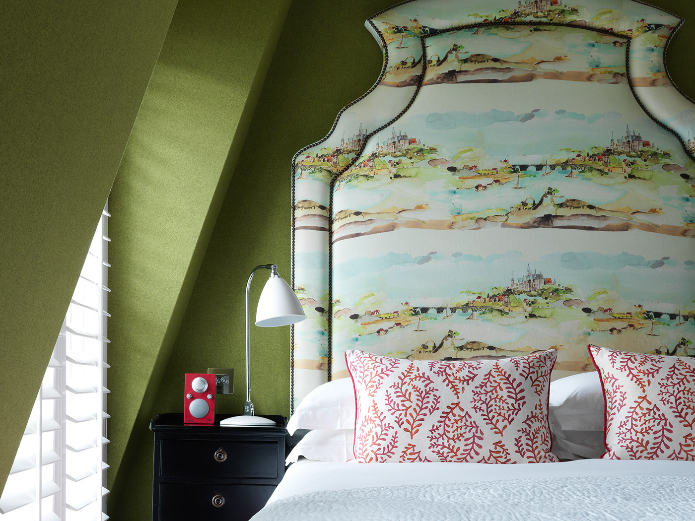 Dorset Square Hotel Luxury Room R 01