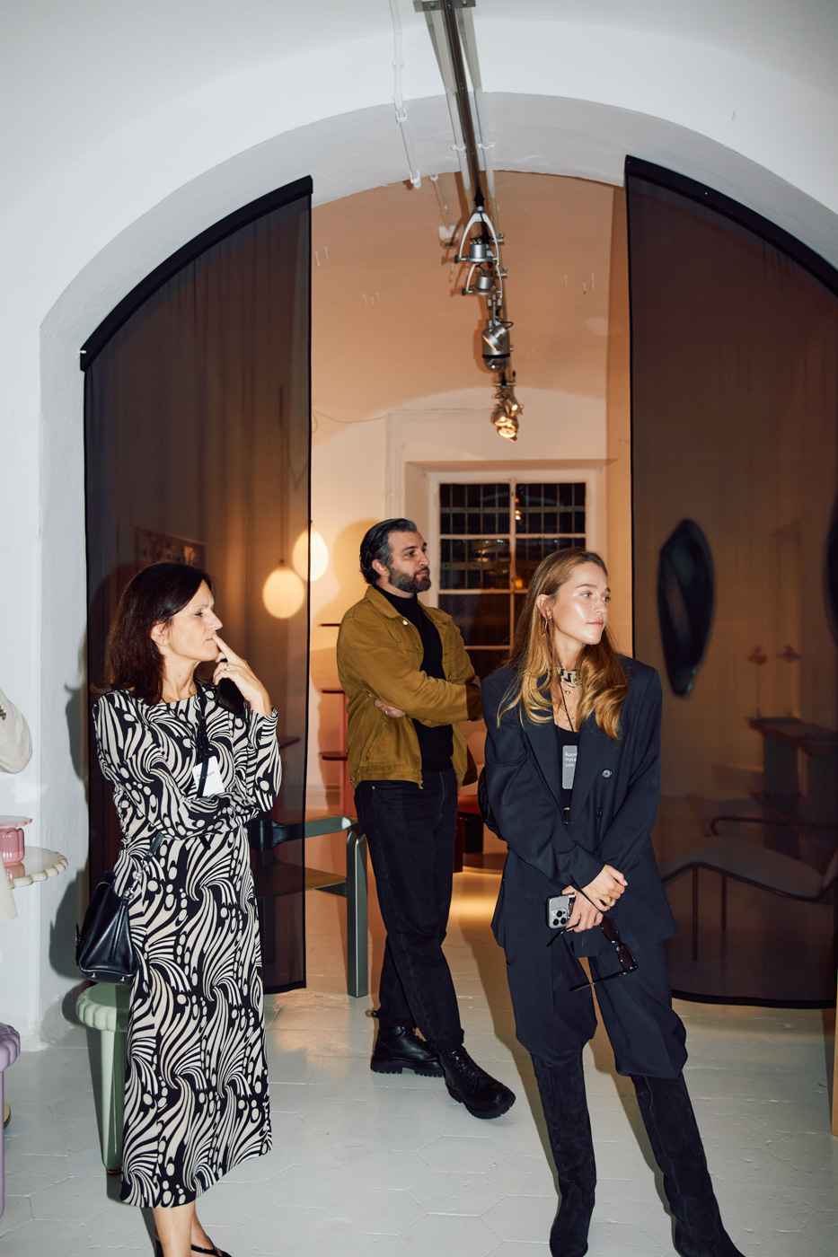 DH24 SALES CE Milan Travelpro 18