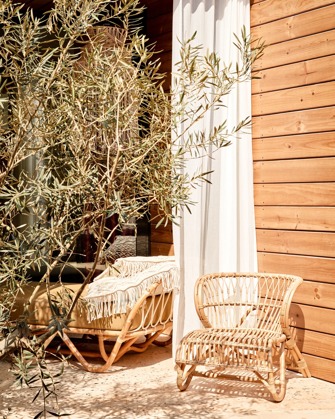 004 Bikini Island Mountain Resort Terrace