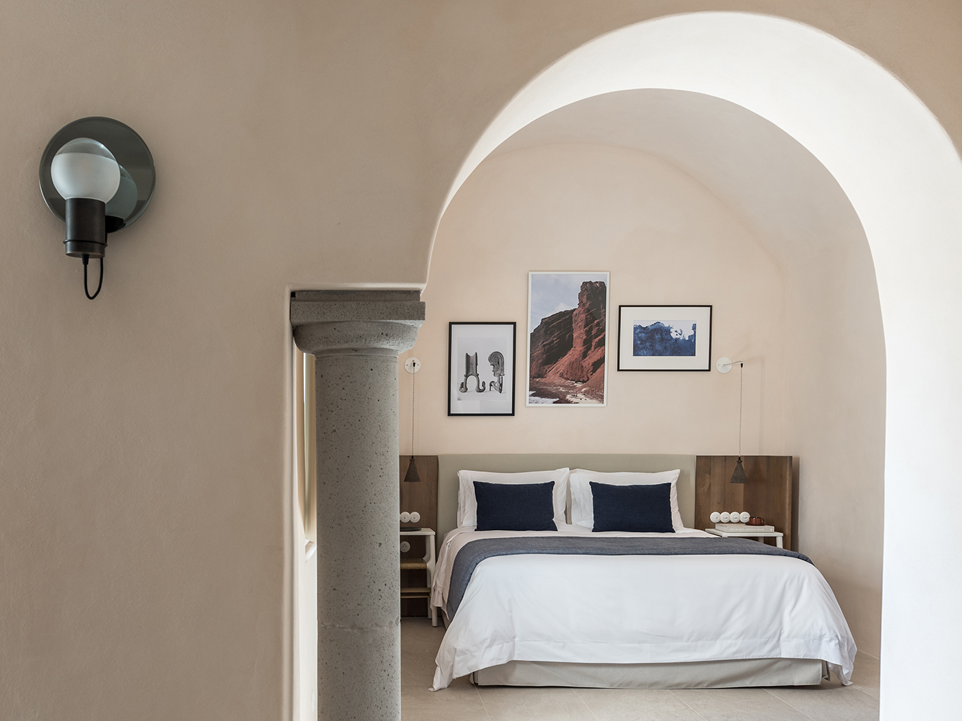 Istoria Saga Suite in Santorini, Greece