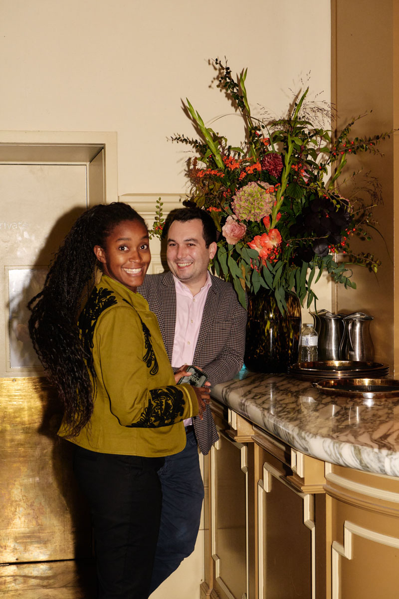 DH24 SALES S London Travelpro 19