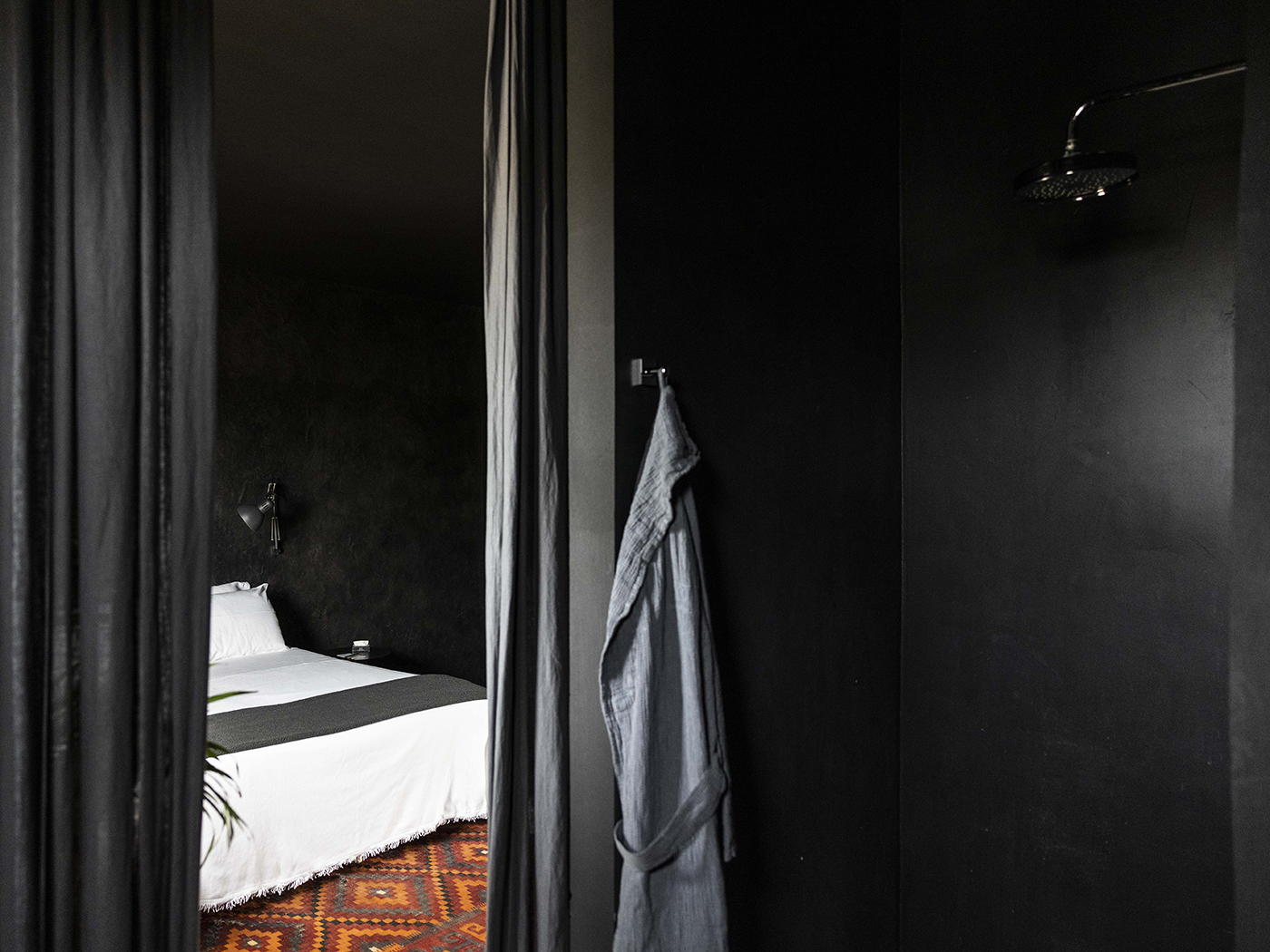 Palazzo Daniele Black Suite R 08