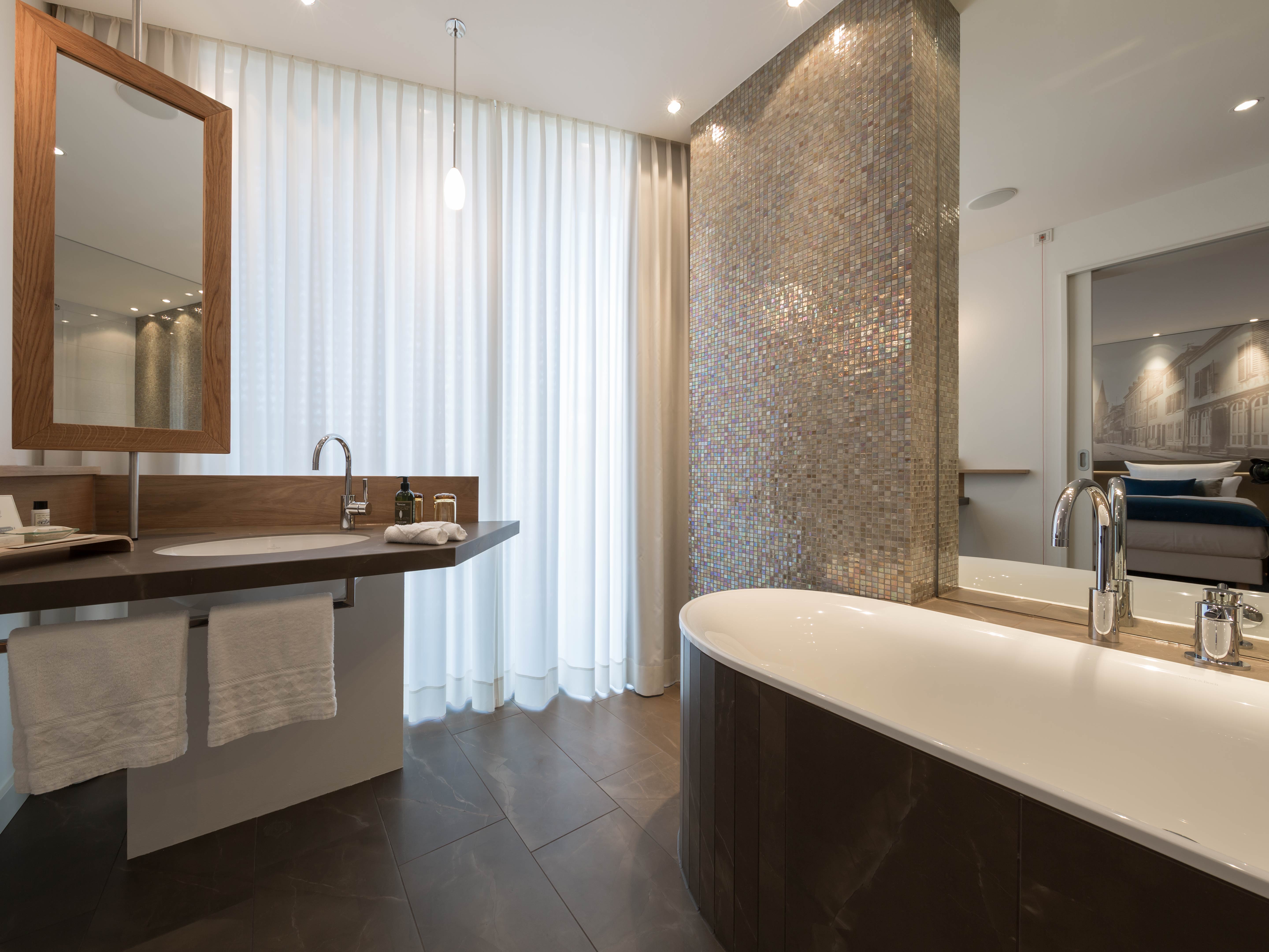 La Maison Hotel Rooms in Saarlouis