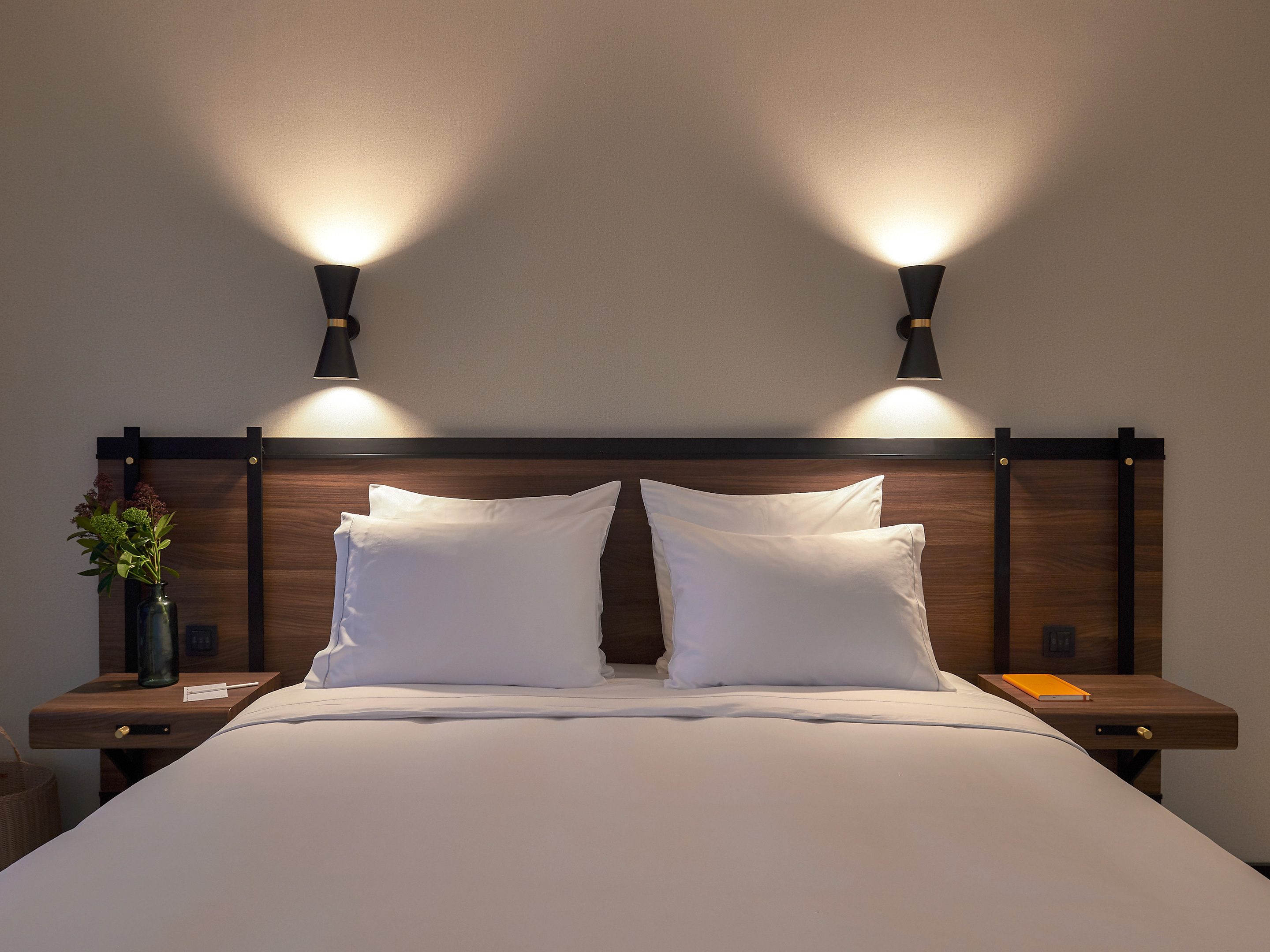 Form Hotel Dubai Plus V2 R R