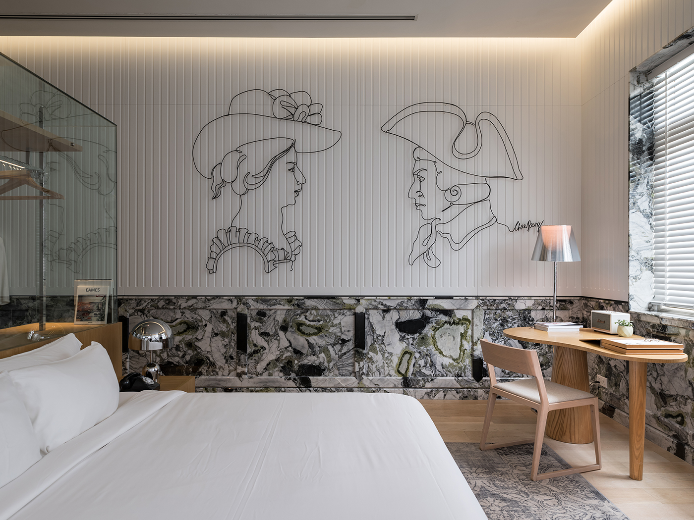 Macalister Mansion Mmonarch Collection R 4