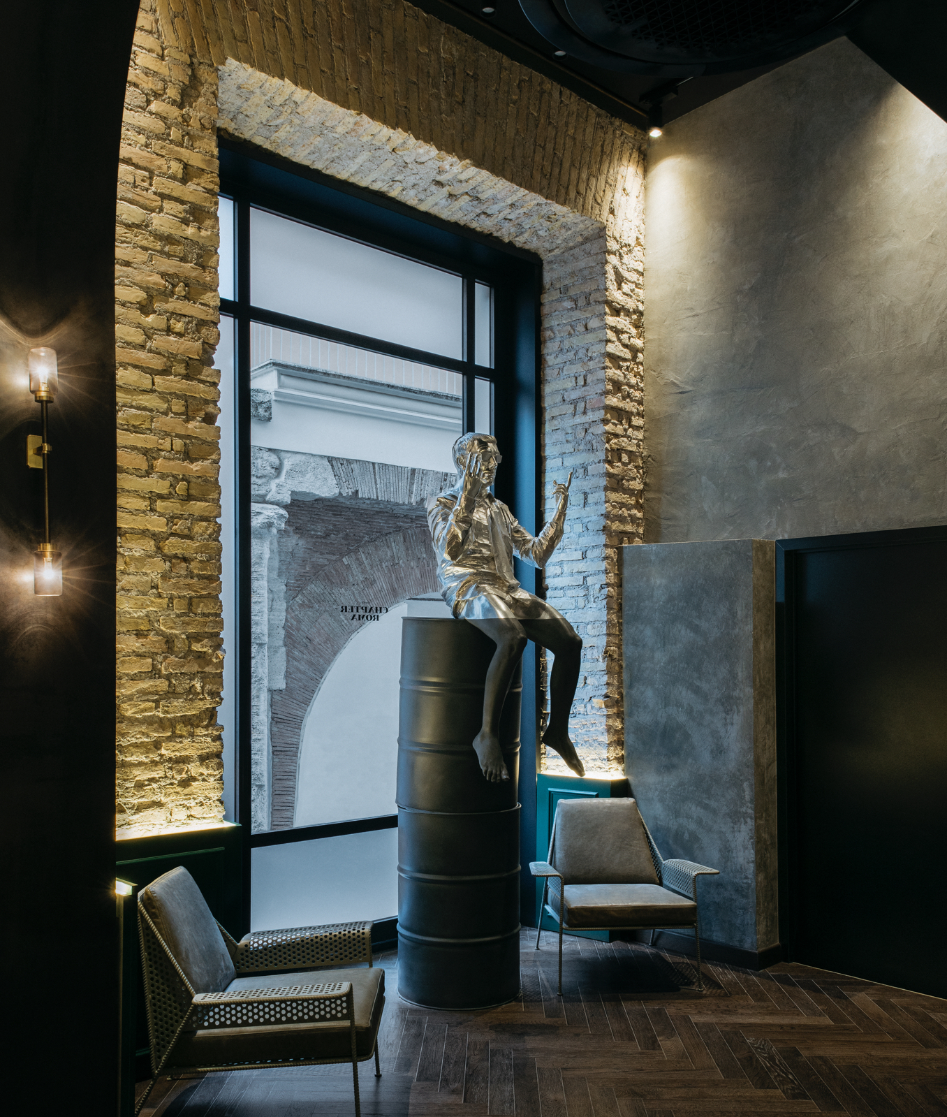 Chapter Roma Theme Box 01 Art In Focus 1