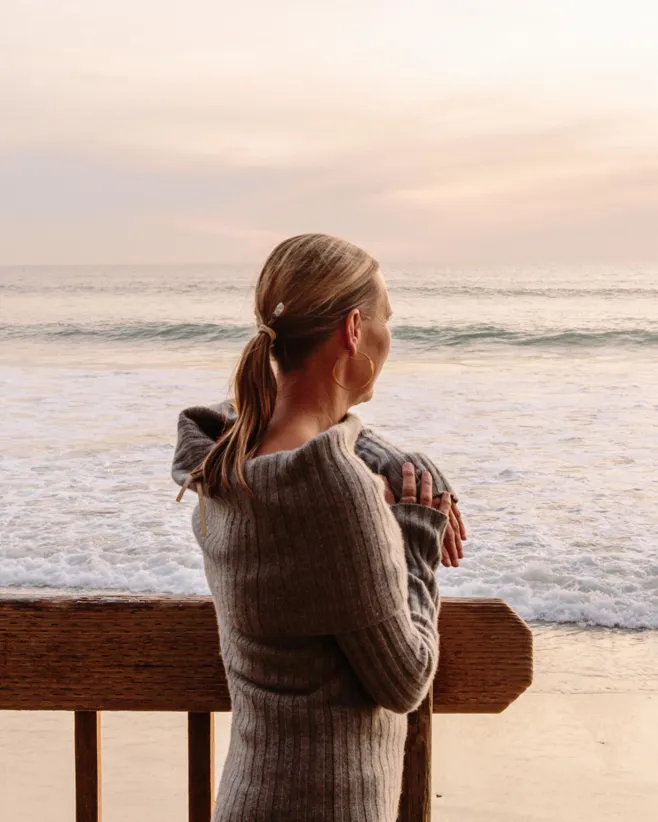 007 Twelve Senses Anke Bodak Portrait Beach