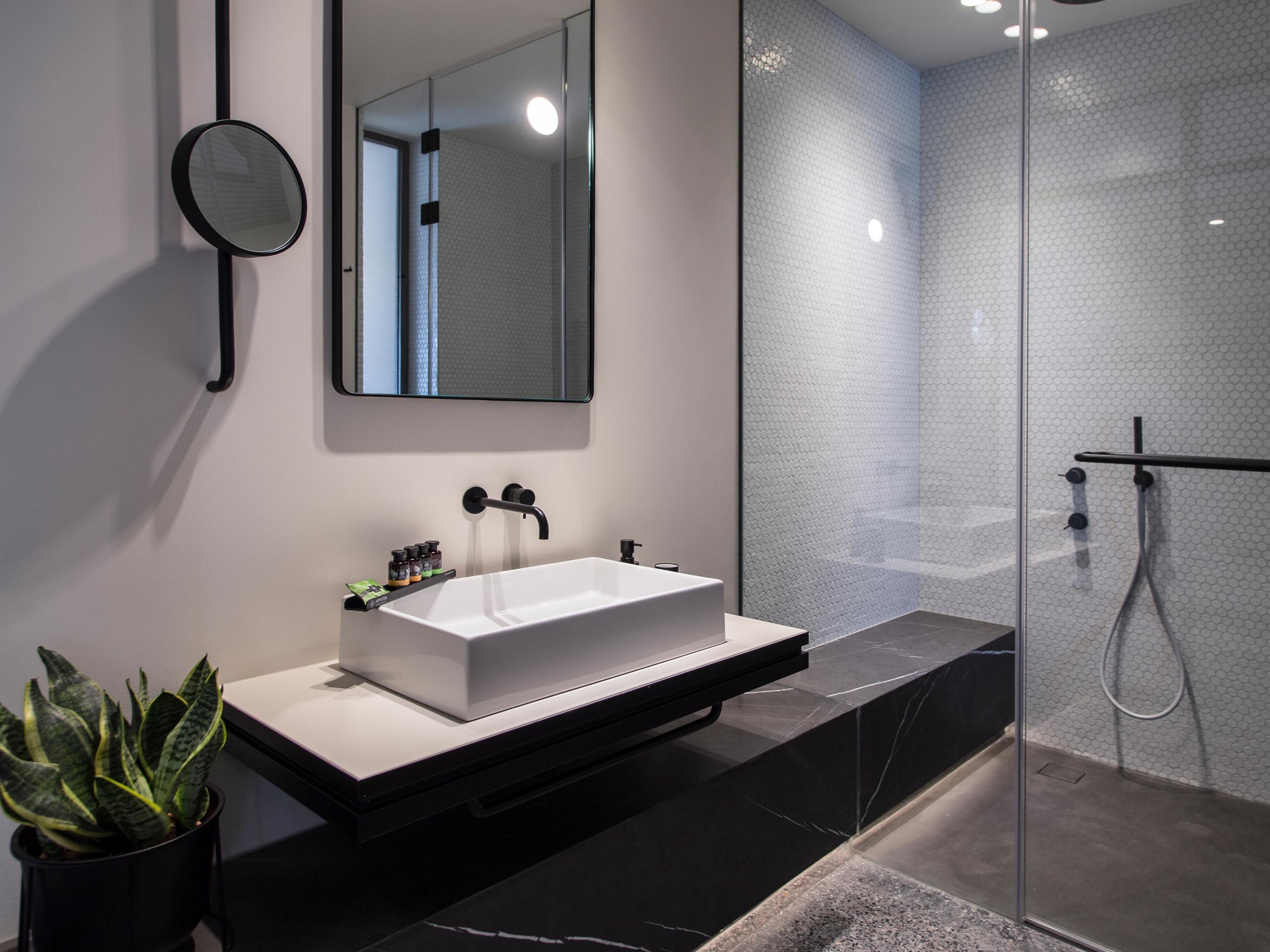 Perianth Suite, Perianth Hotel