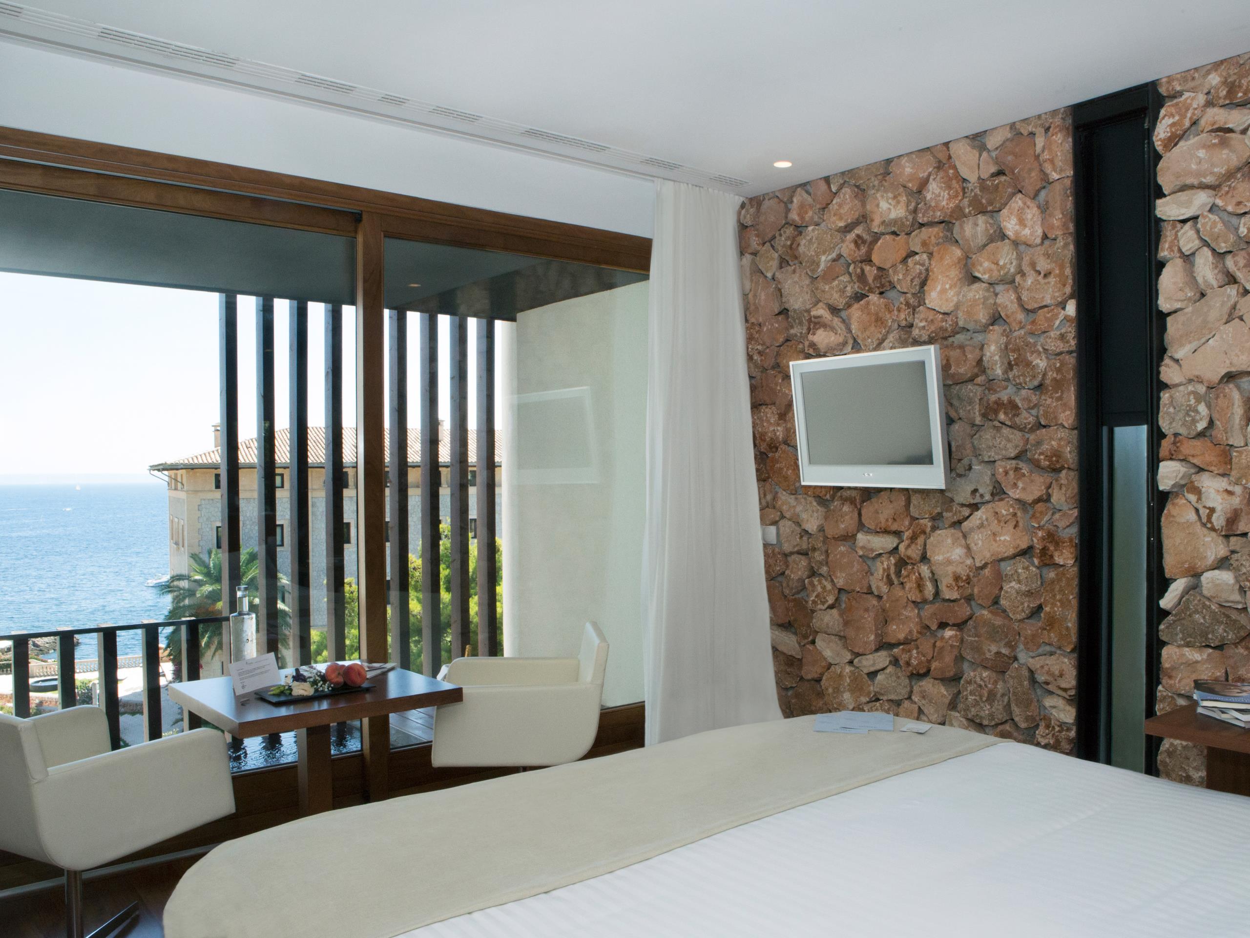 Natura Dreamer with Pool, Hospes Maricel 