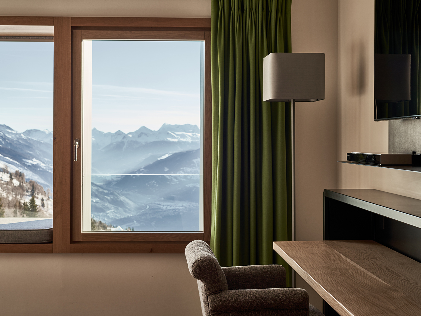 Chetzeron Valley Superior R 03