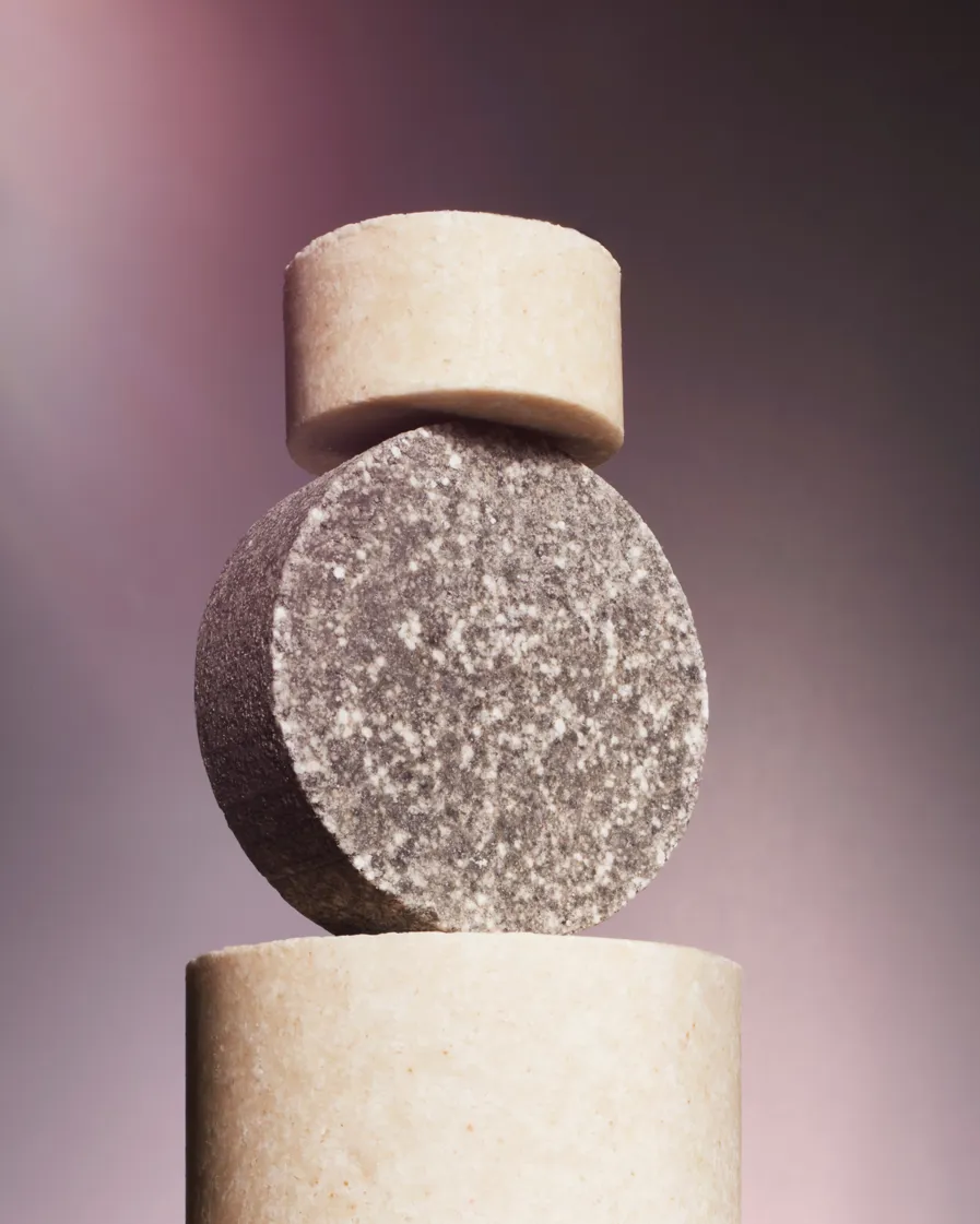 002 Travel Gift Guide Shampoo Bar