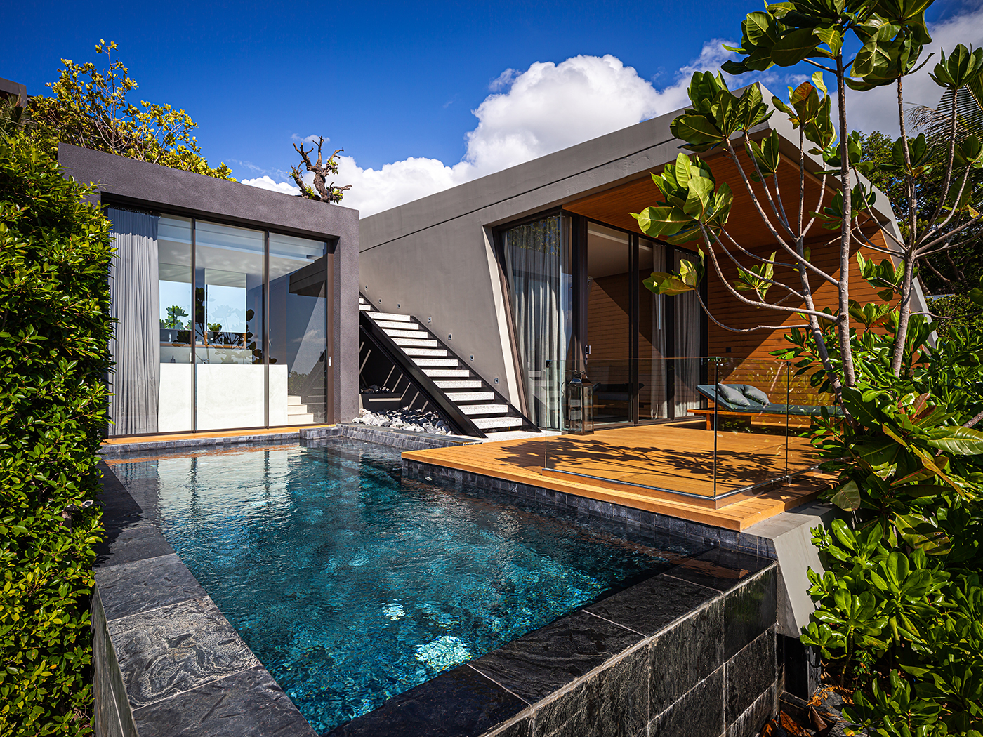 Mason Beachfront Grand Pool Villa R 10