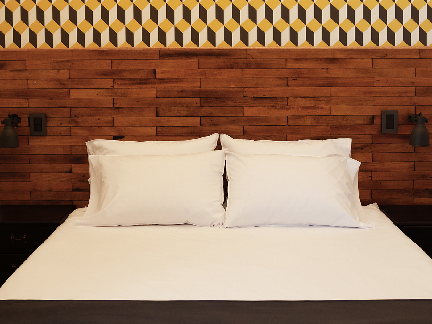 Carlota Standard Double R 6