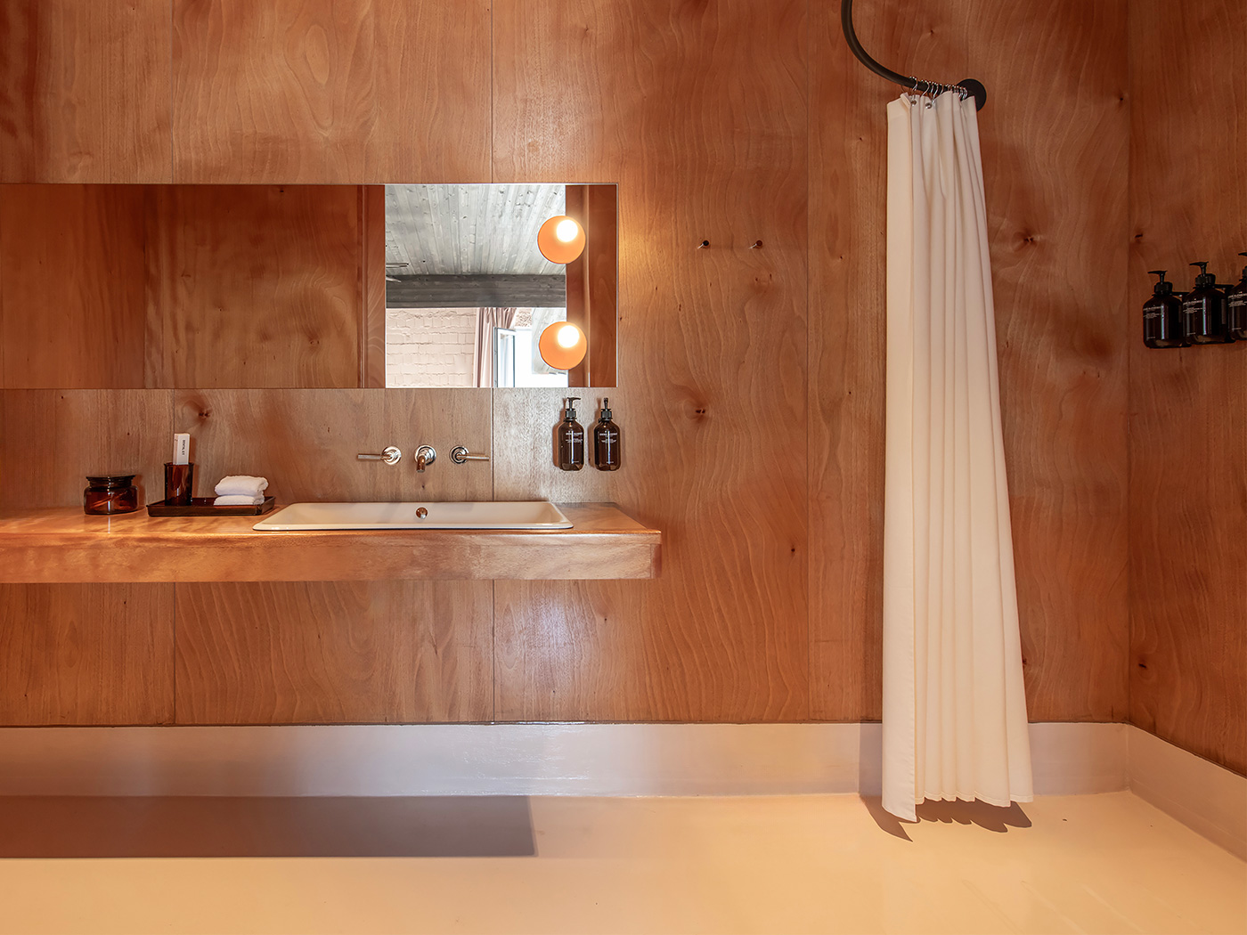 Rooms Batumi Signature King Room Old Town View R 06