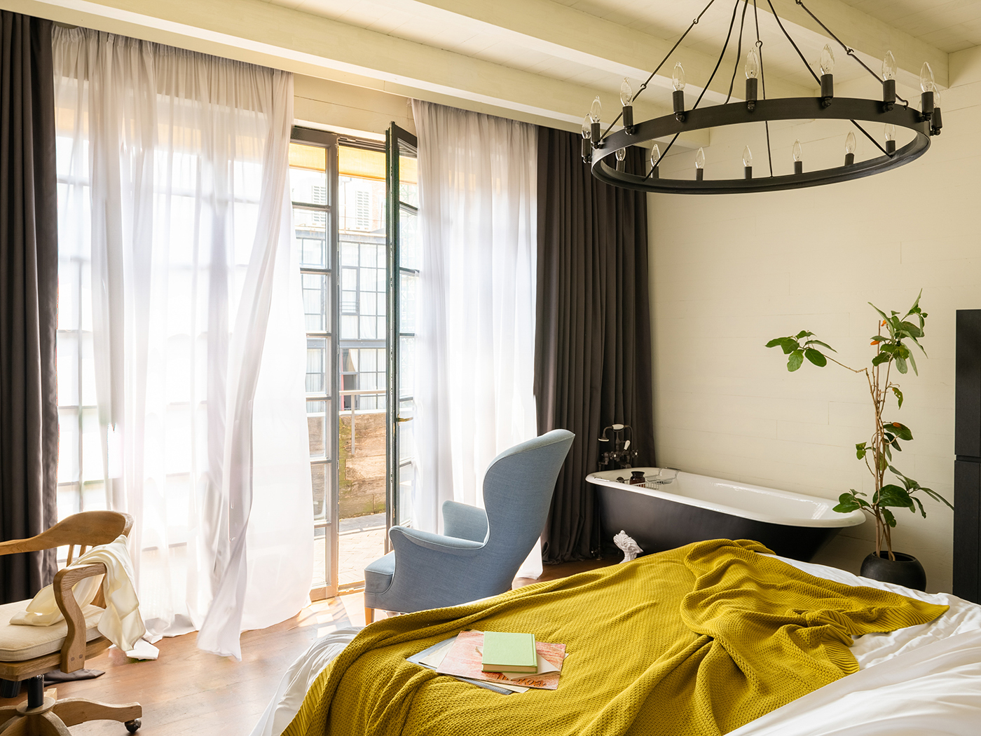 Rooms Hotel Tbilisi Terrace King Room V3 R 01