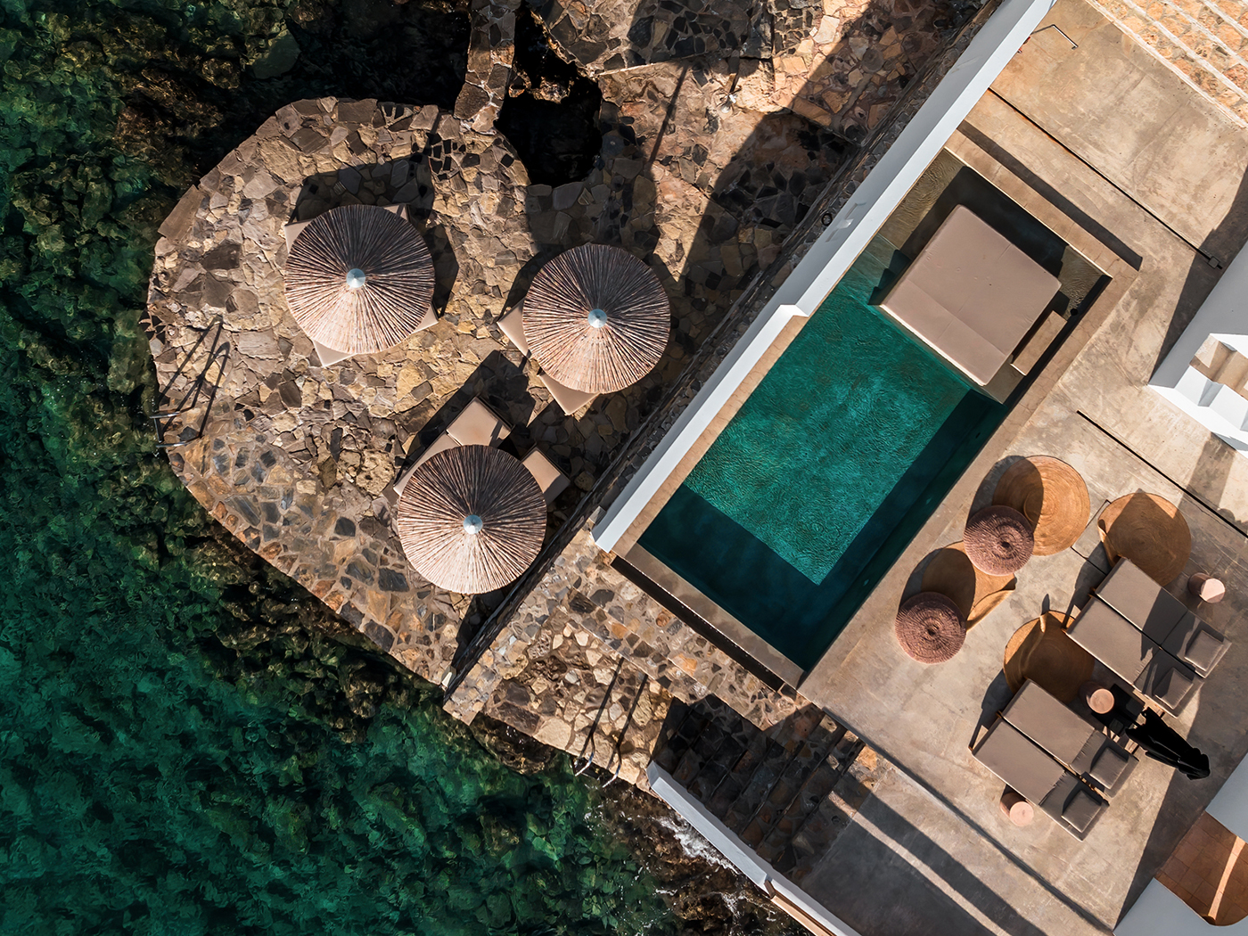 Minos Beach Three Bedroom Waterfront Villa Private Pool V3 R 01