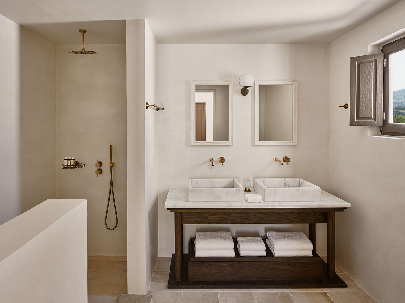 Parilio Sun Suite R 03