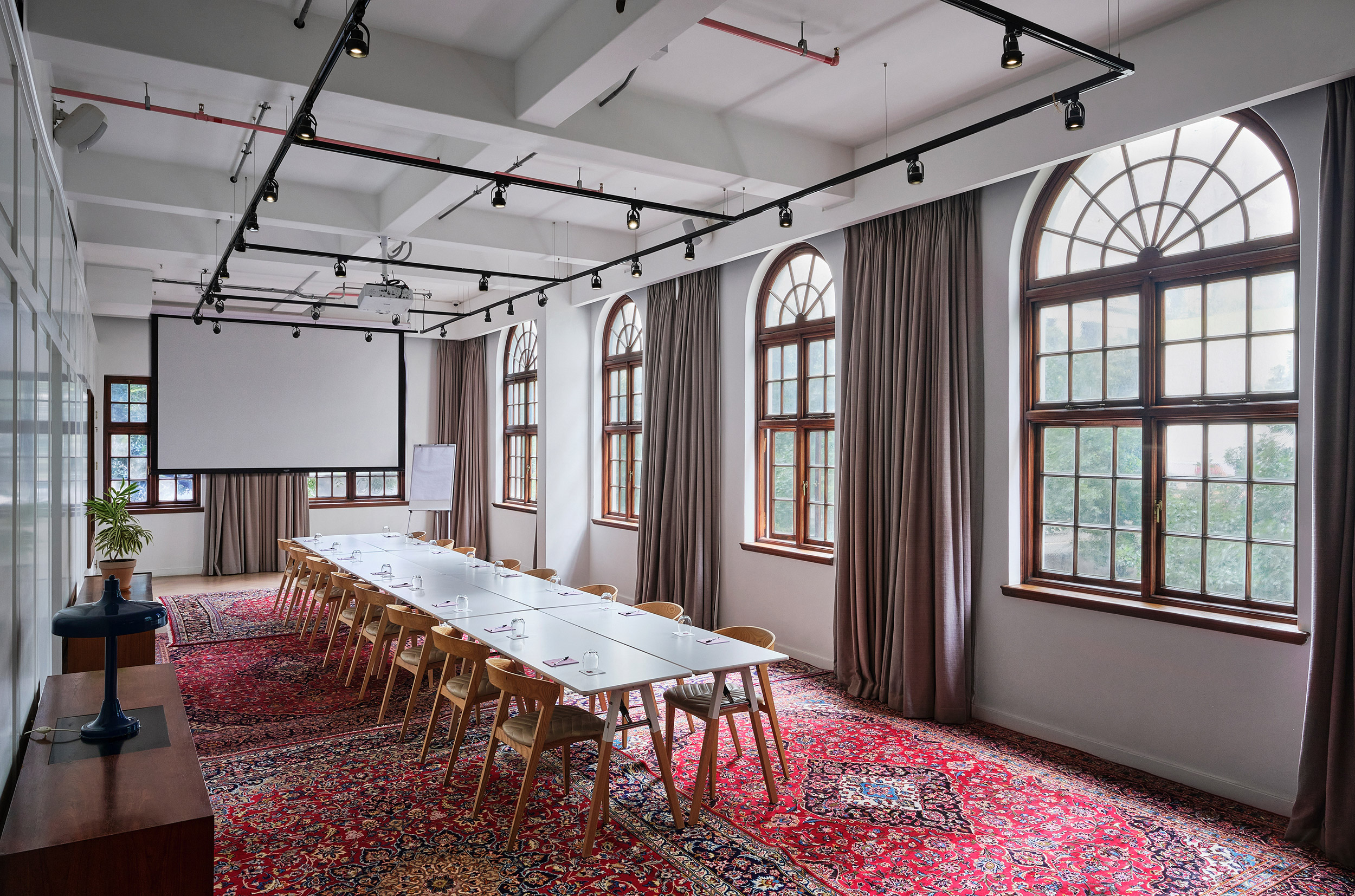 G 22 Gorgeous George