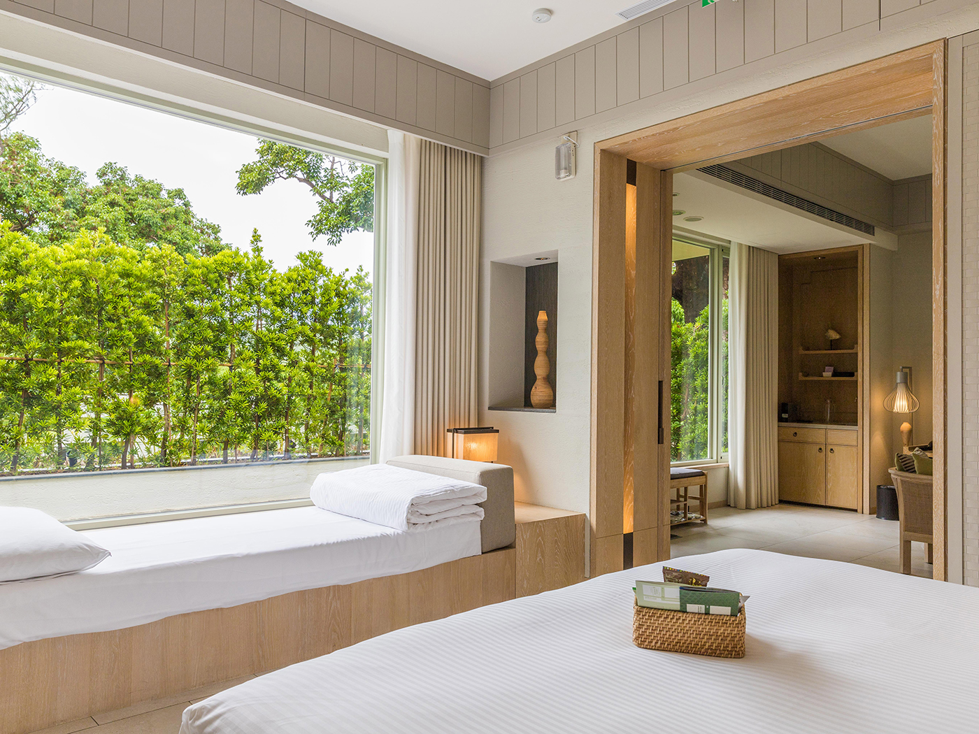 Gloria Manor Garden Suite V2 R 3