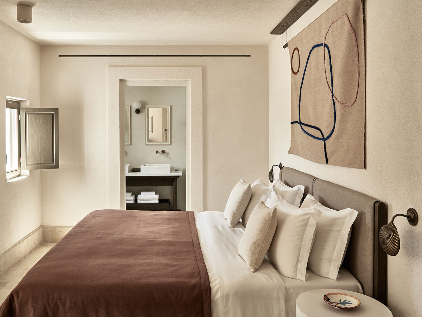 Parilio Eclipse Suite R 03