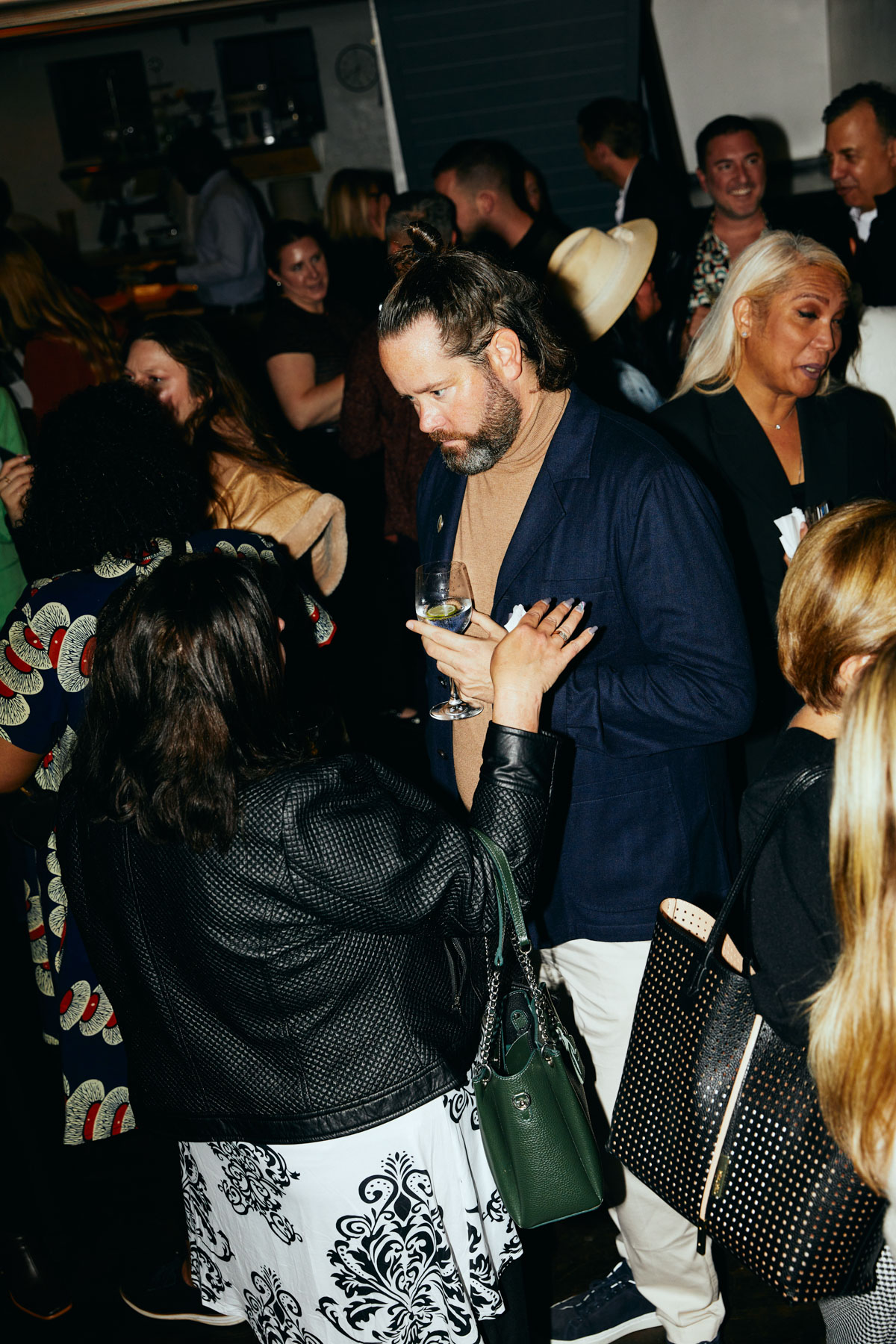 DH SALES23 CE NYC 07